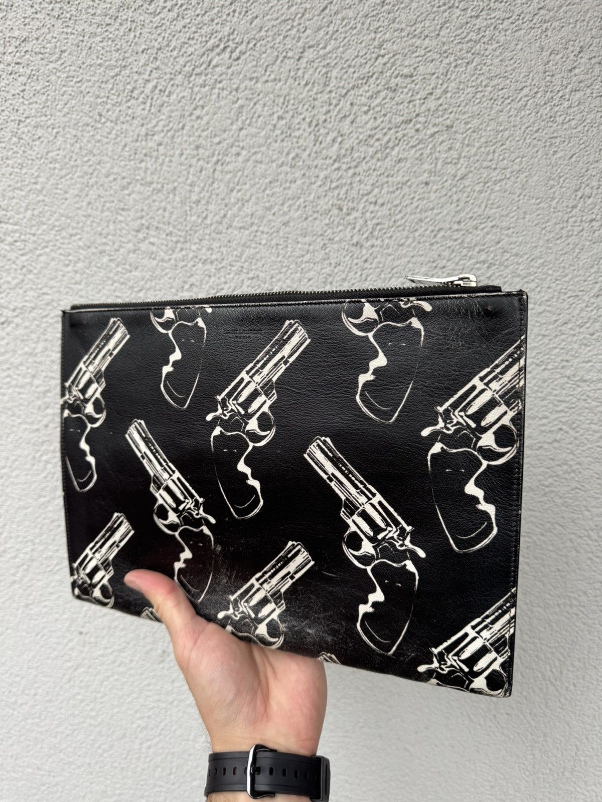 Saint Laurent Paris Saint Laurent Pop Gun Zipped Leather Clutch Bag Size ONE SIZE - 12 Thumbnail