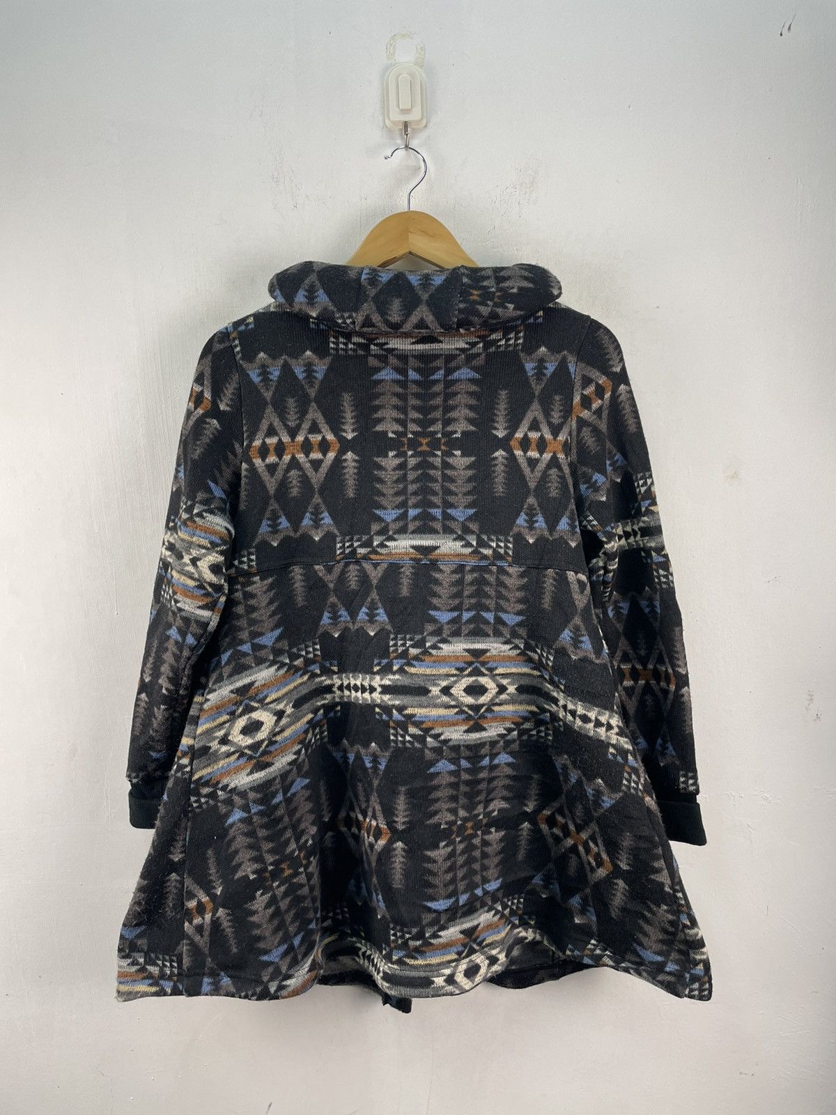 Japanese Brand Japanese Brand Native Navajo Women Sweater Coat Shawl Collar Size M / US 6-8 / IT 42-44 - 2 Thumbnail