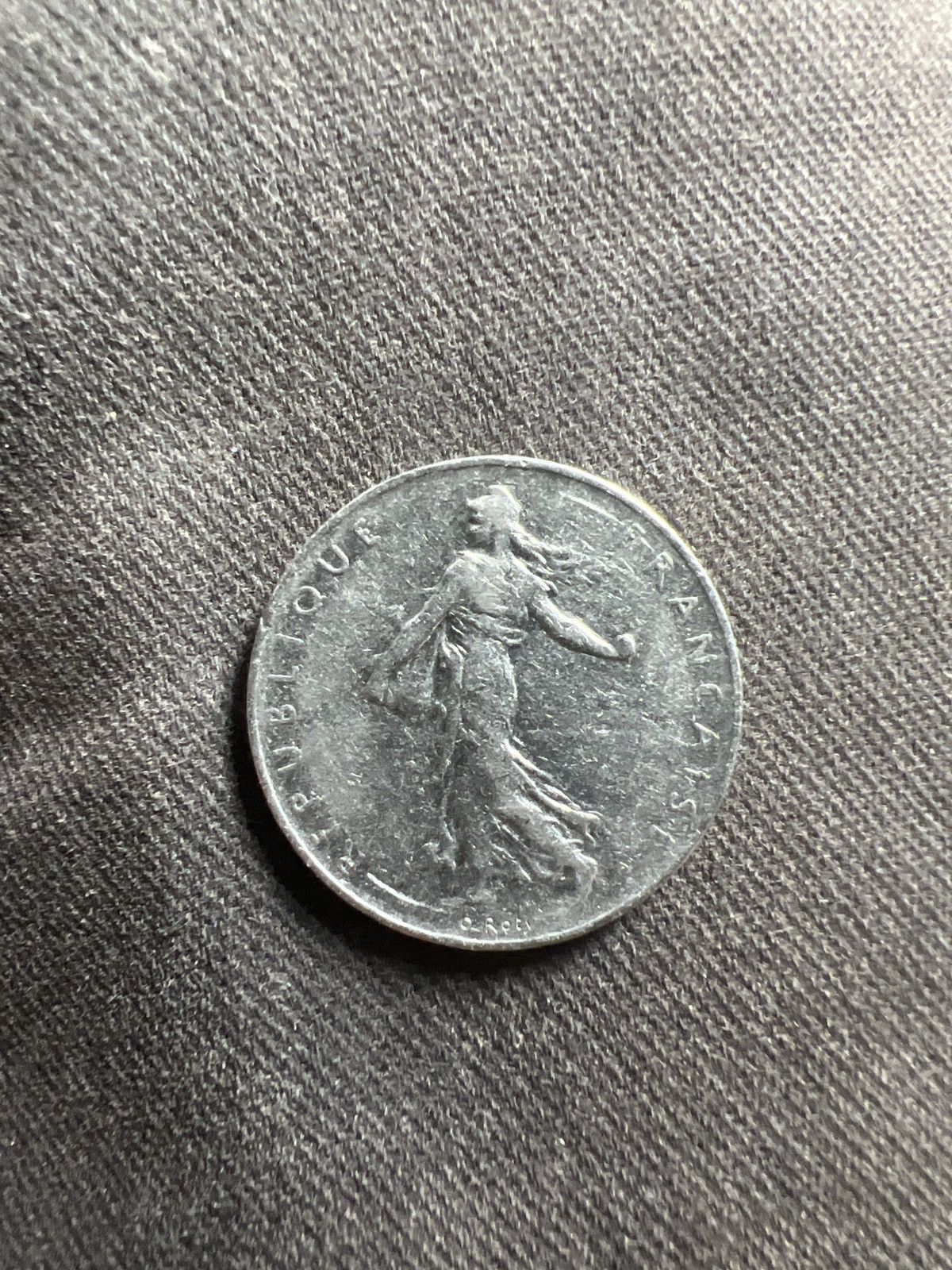 Vintage 1978 French 1 Franc Coin Size ONE SIZE - 1 Thumbnail