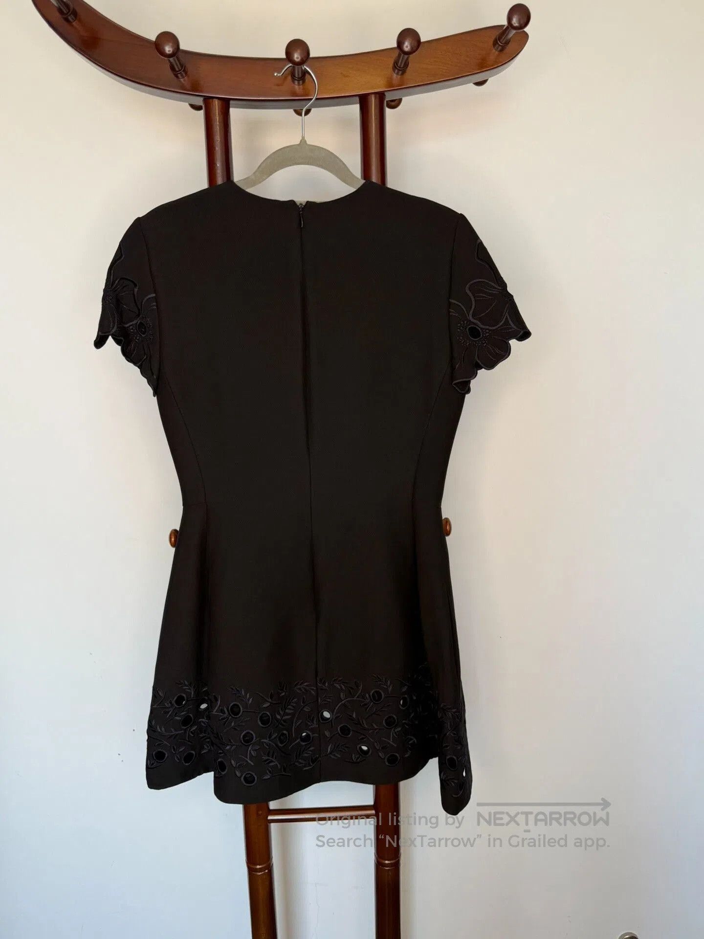 Dior dior black dress with intricate embroidery. Size US 27 - 4 Thumbnail