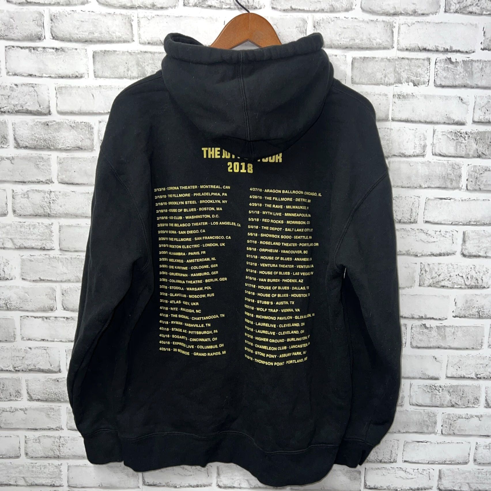 Vintage The Joyful Tour 2018 Black Pullover Hooded Sweatshirt Mens Size L Size US L / EU 52-54 / 3 - 2 Thumbnail