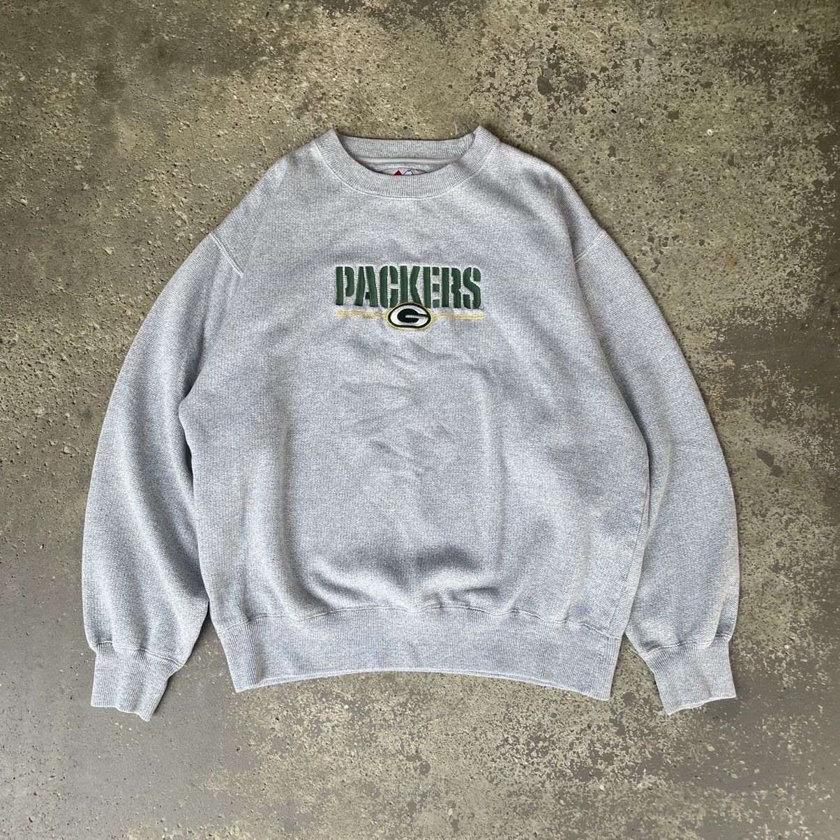 Vintage Majestic NFL Green Bay Packers Embroidered Sweater Green