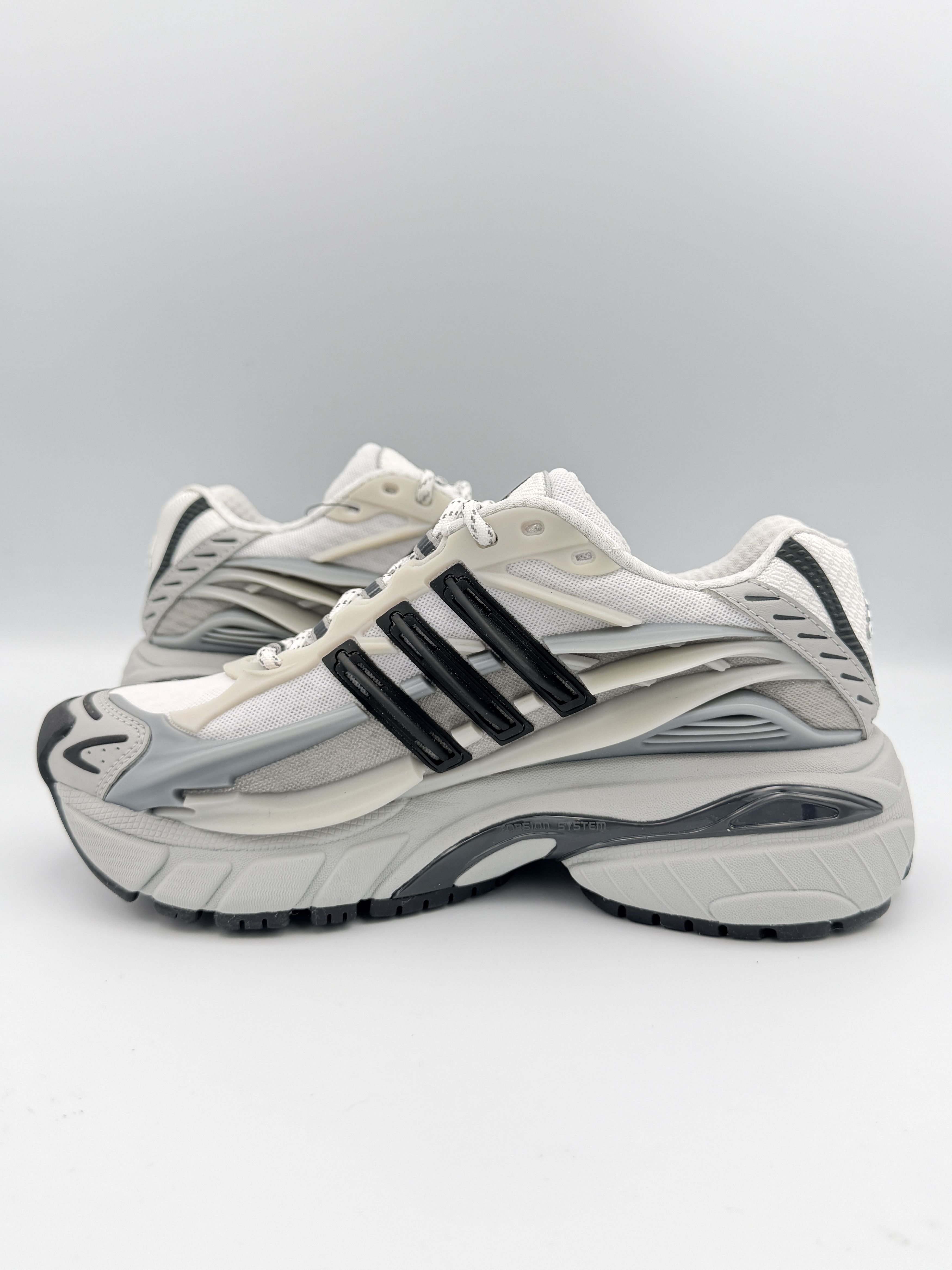 Adidas × Pharrell Pharrell adidas Adistar Jellyfish Solid Grey Black Sample Size US 6 / EU 39 - 6 Thumbnail