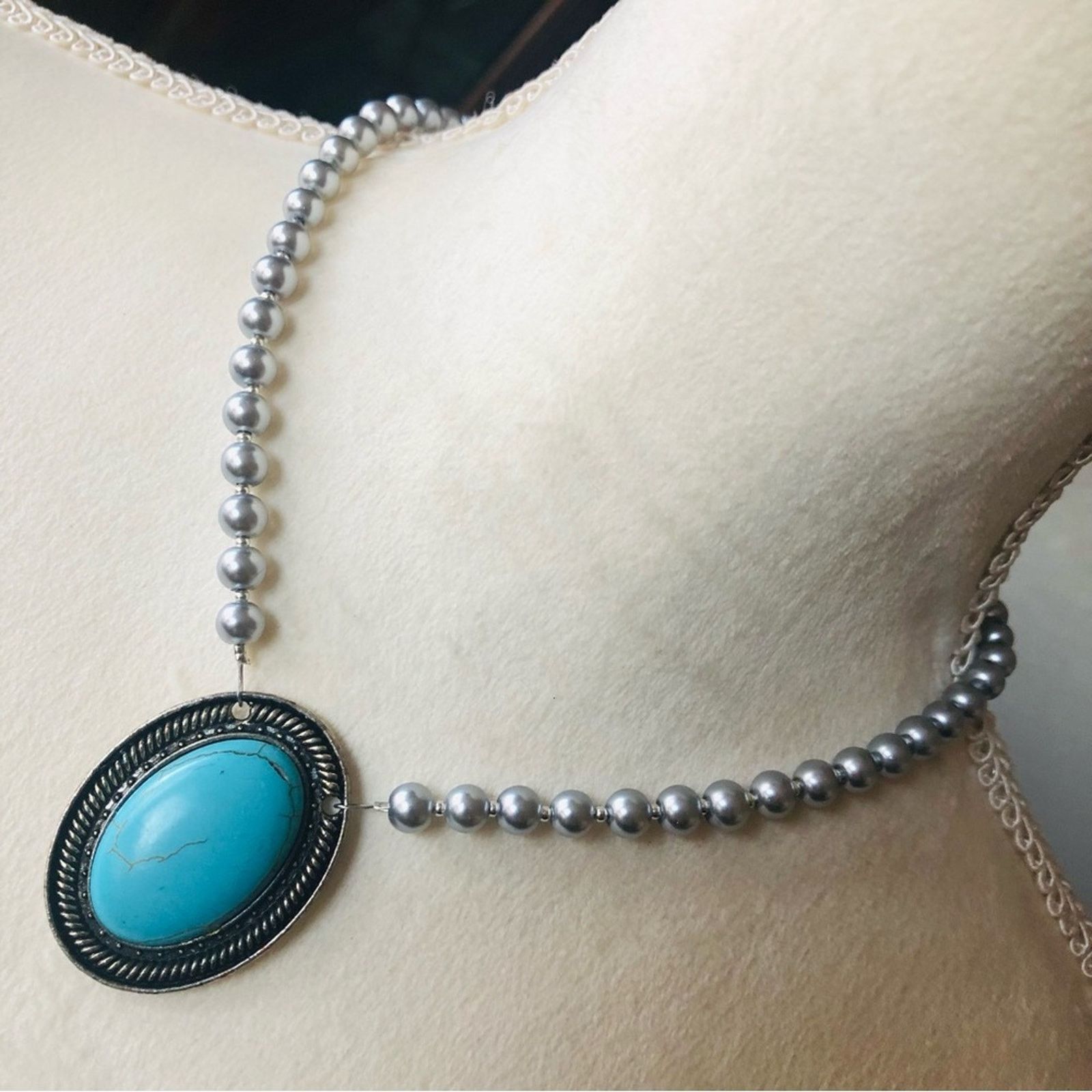 Handmade Handcrafted repurpose oval turquenite pendant Pearl necklace Size ONE SIZE - 1 Thumbnail