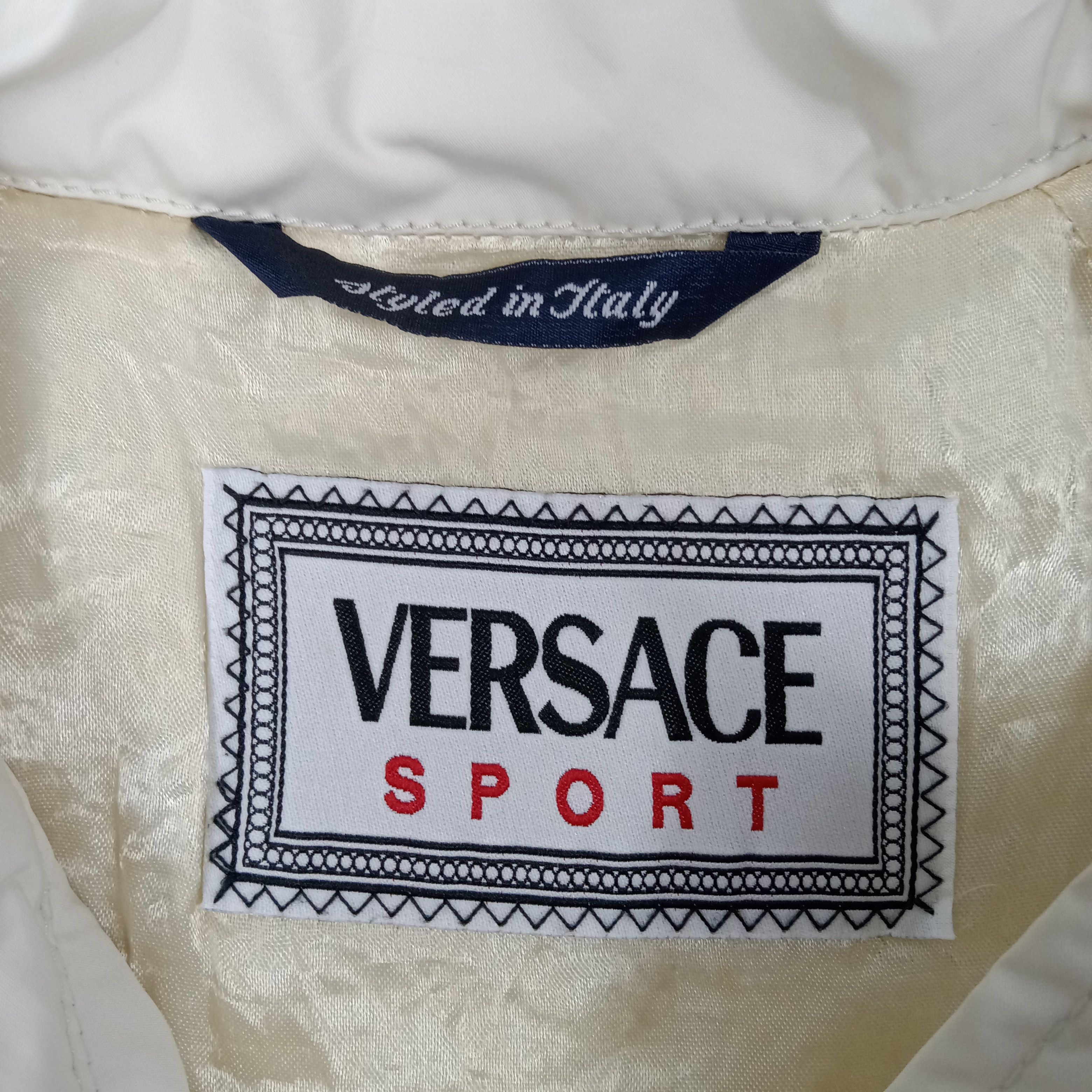Versace × Vintage Versace Sport Italian Brand Crop Jacket Size M / US 6-8 / IT 42-44 - 5 Thumbnail
