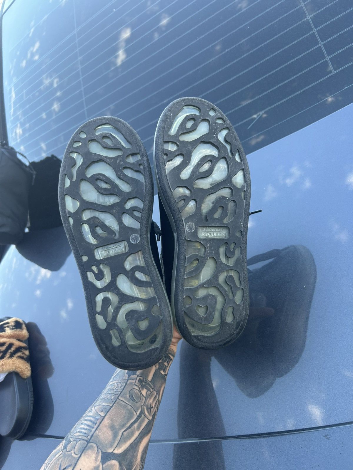 Alexander McQueen Alexander mcqueen black/irridescent Size US 7 / IT 37 - 5 Thumbnail