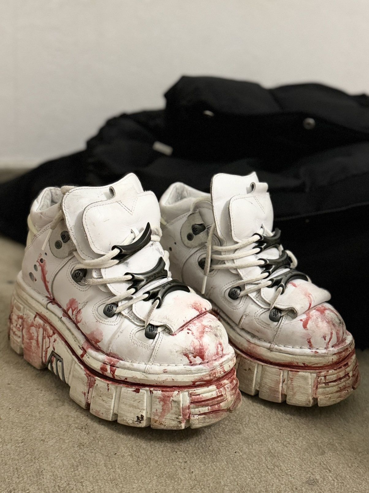 New Rock New Rock Custom White Bloody Size US 7 / IT 37 - 1 Thumbnail