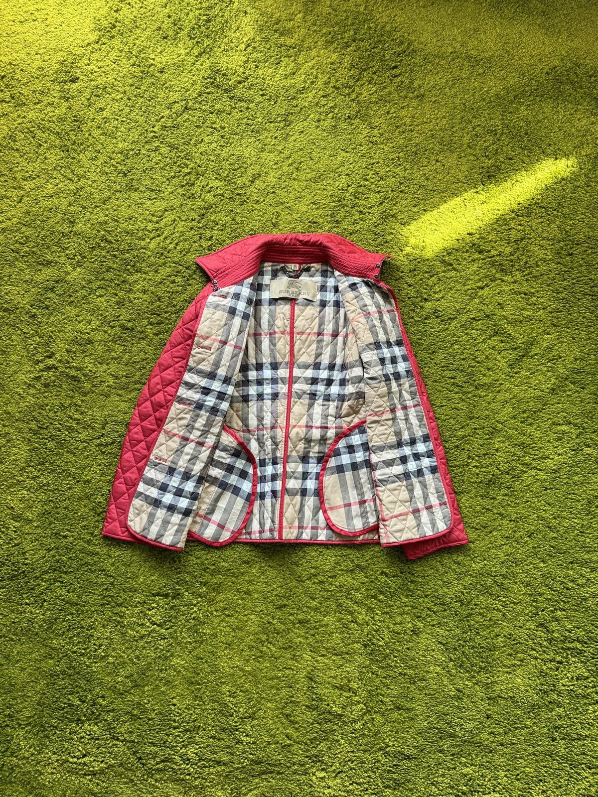 Burberry × Designer Burberry Brit nova check iconic quilted jacket Size S / US 4 / IT 40 - 2 Thumbnail