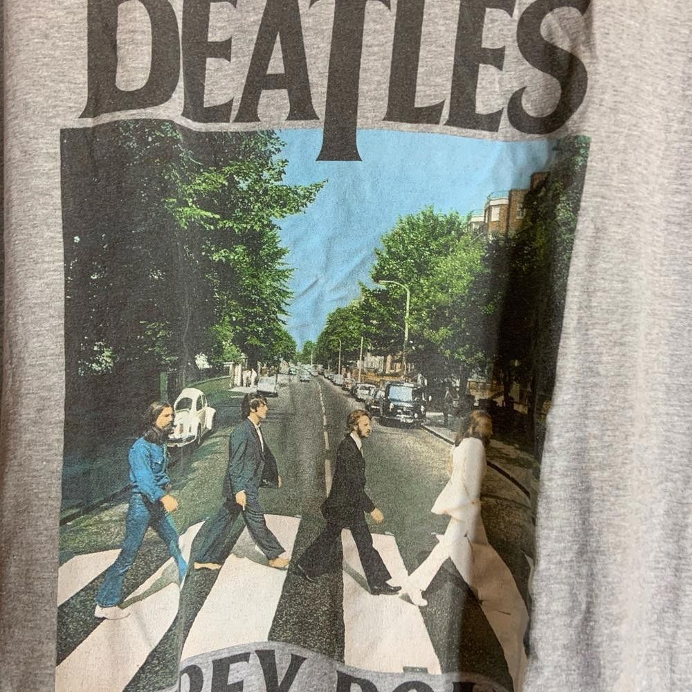 Designer Beatles Xlarge grey grpahic preowned T-shirt Size US XL / EU 56 / 4 - 1 Thumbnail