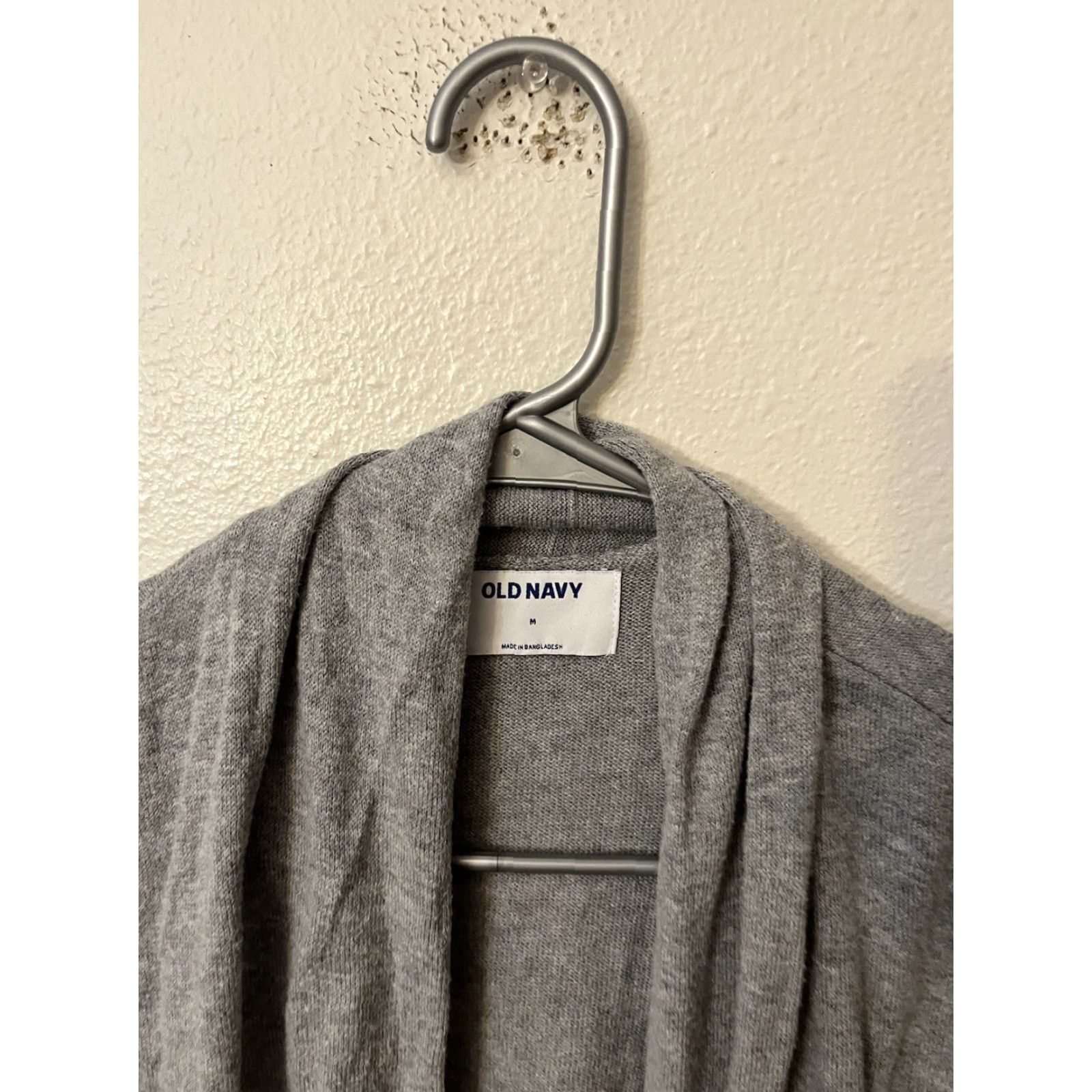 Old Navy Old Navy Cardigan Sweater Women's Gray Cotton Open Front Medium Crew Neck Long Sleeve with Pockets Solid Modeling Size M / US 6-8 / IT 42-44 - 3 Thumbnail