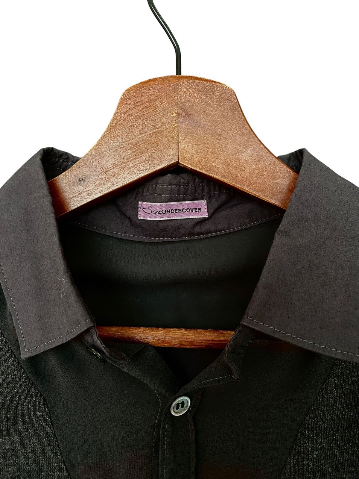 Japanese Brand × Undercover Vintage Brand Sue Undercover Two Tone Shirt 2000s Size US S / EU 44-46 / 1 - 7 Thumbnail