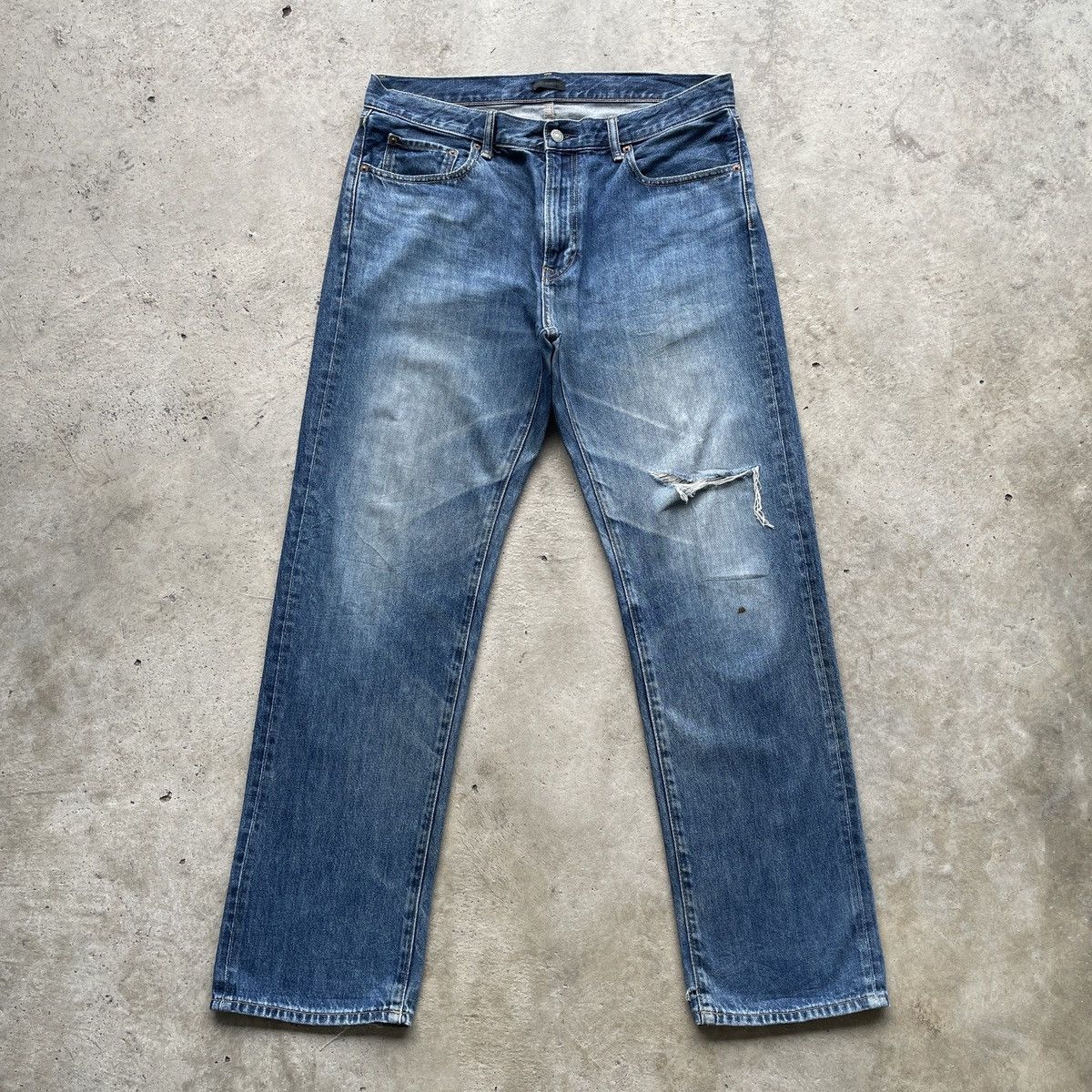 Japanese Brand × Jean Vintage Japanese Distressed Jeans Denim Faded Pants W36 Size US 36 / EU 52 - 1 Thumbnail