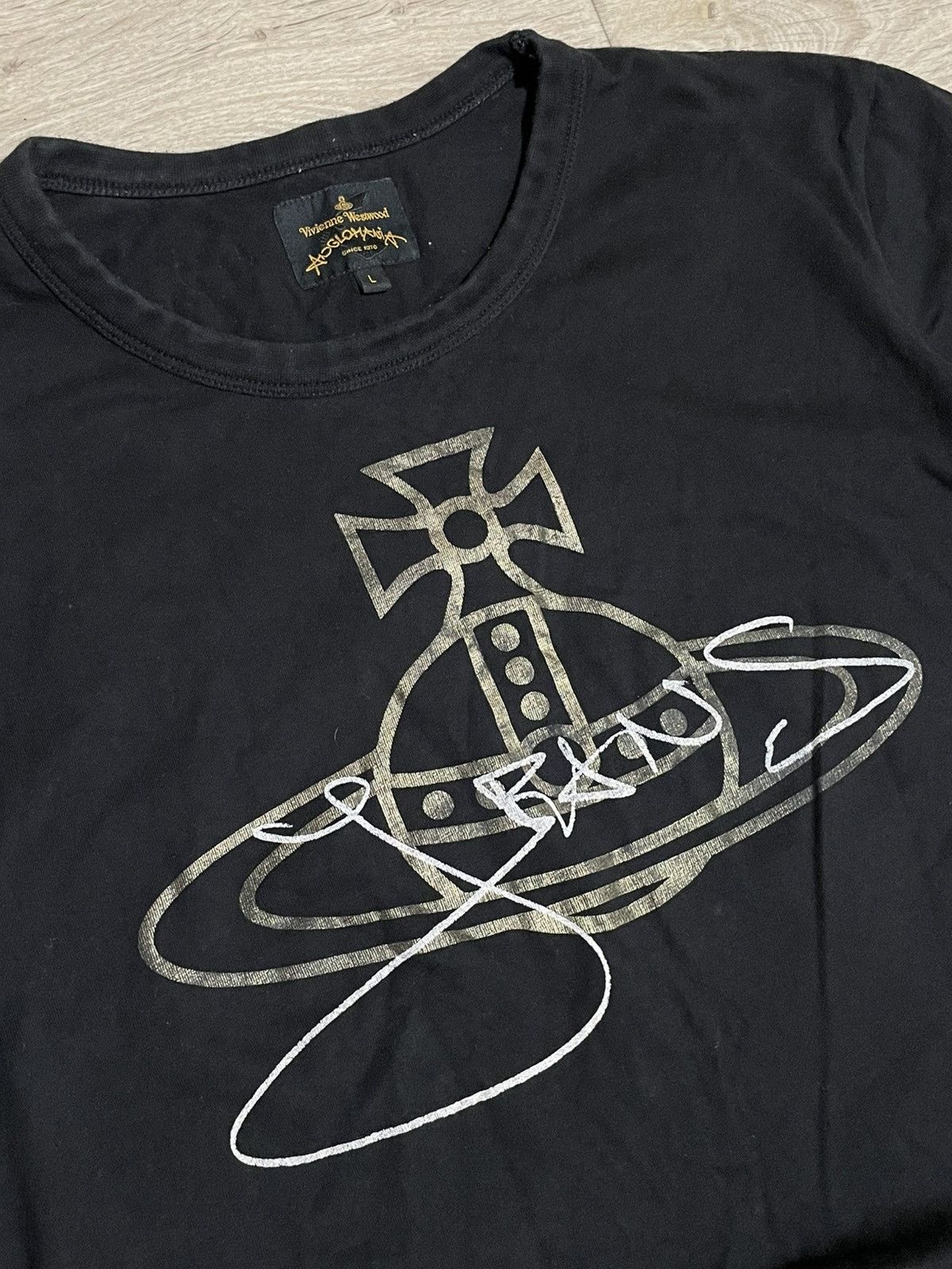 Vintage Vivienne westwood t-shirt big logo Size US L / EU 52-54 / 3 - 3 Thumbnail