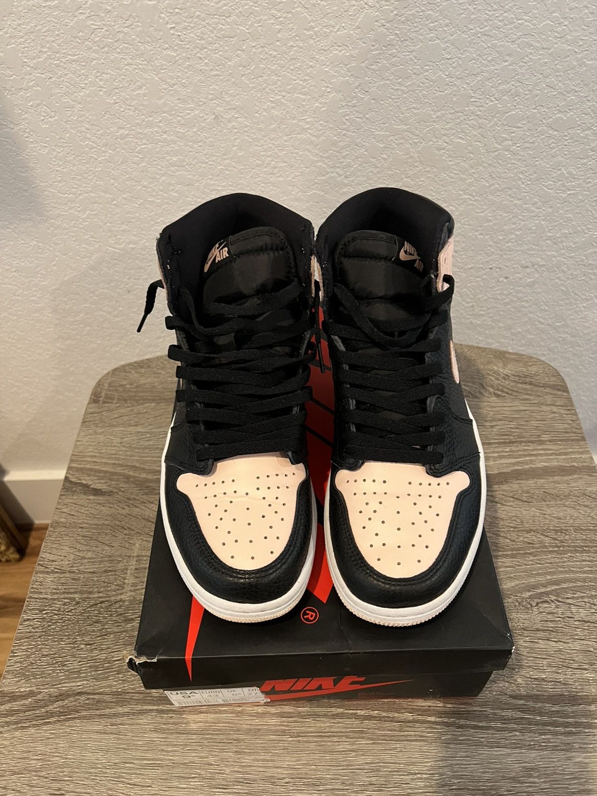 Jordan Brand Jordan 1 Retro High OG Crimson Tint Size US 9.5 / EU 42-43 - 3 Thumbnail