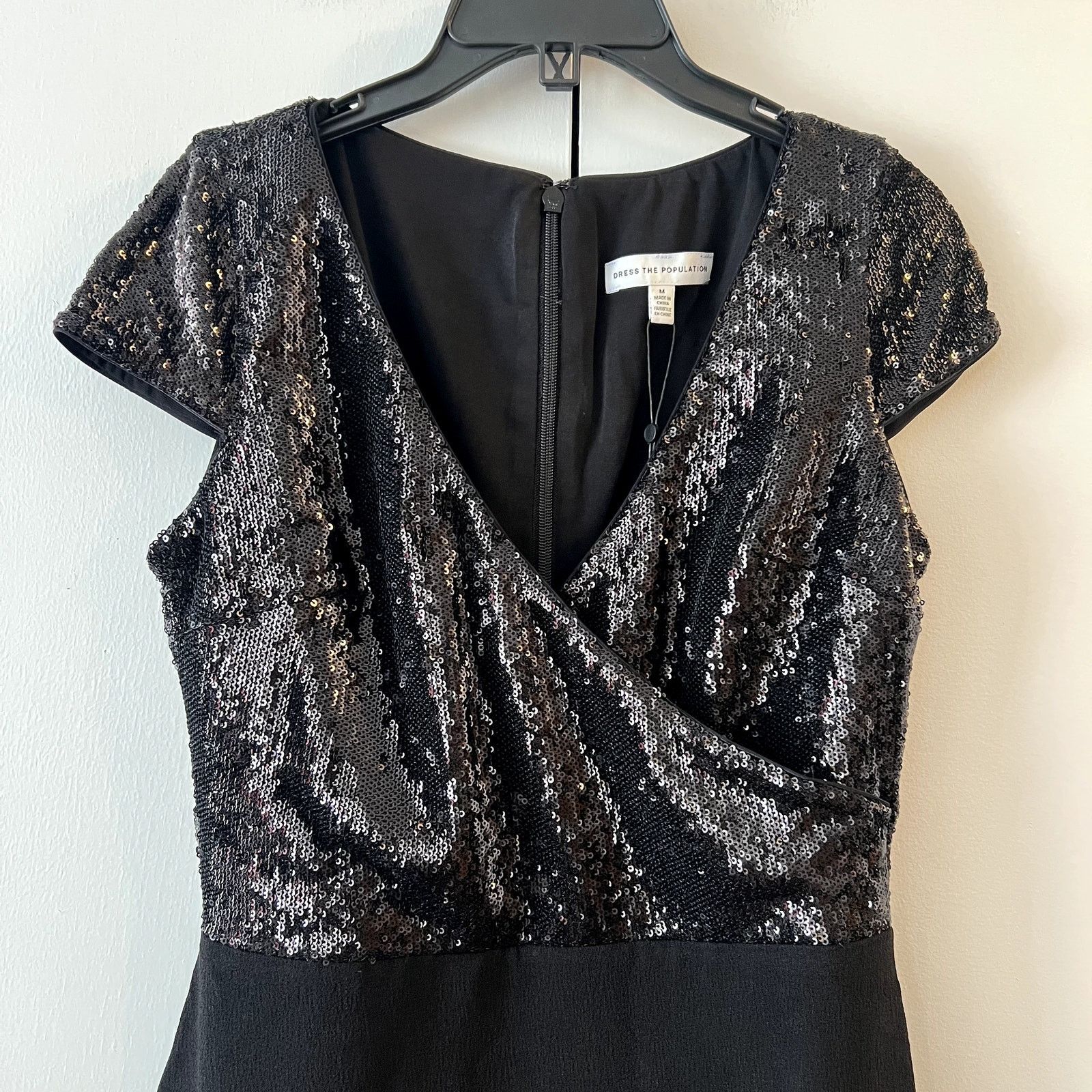 Dress the Population Dress The Population Jaleah Bodycon Sequin Midi Dress M Size M / US 6-8 / IT 42-44 - 4 Thumbnail