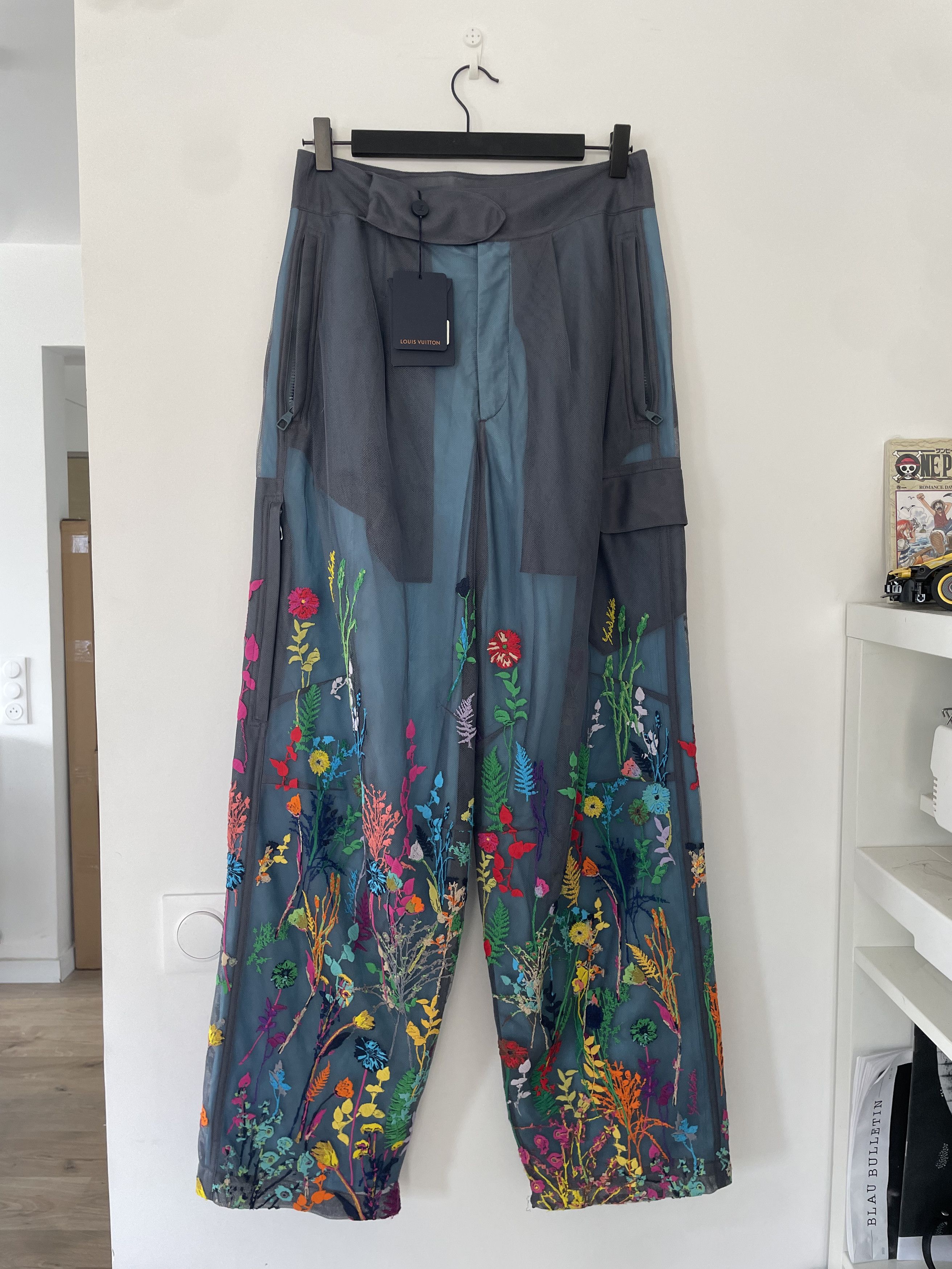 Louis Vuitton LOUIS VUITTON ULTRA RARE JAPAN EXCLUSIVE EMBROIDERED PANTS Size US 28 / EU 44 - 1 Thumbnail