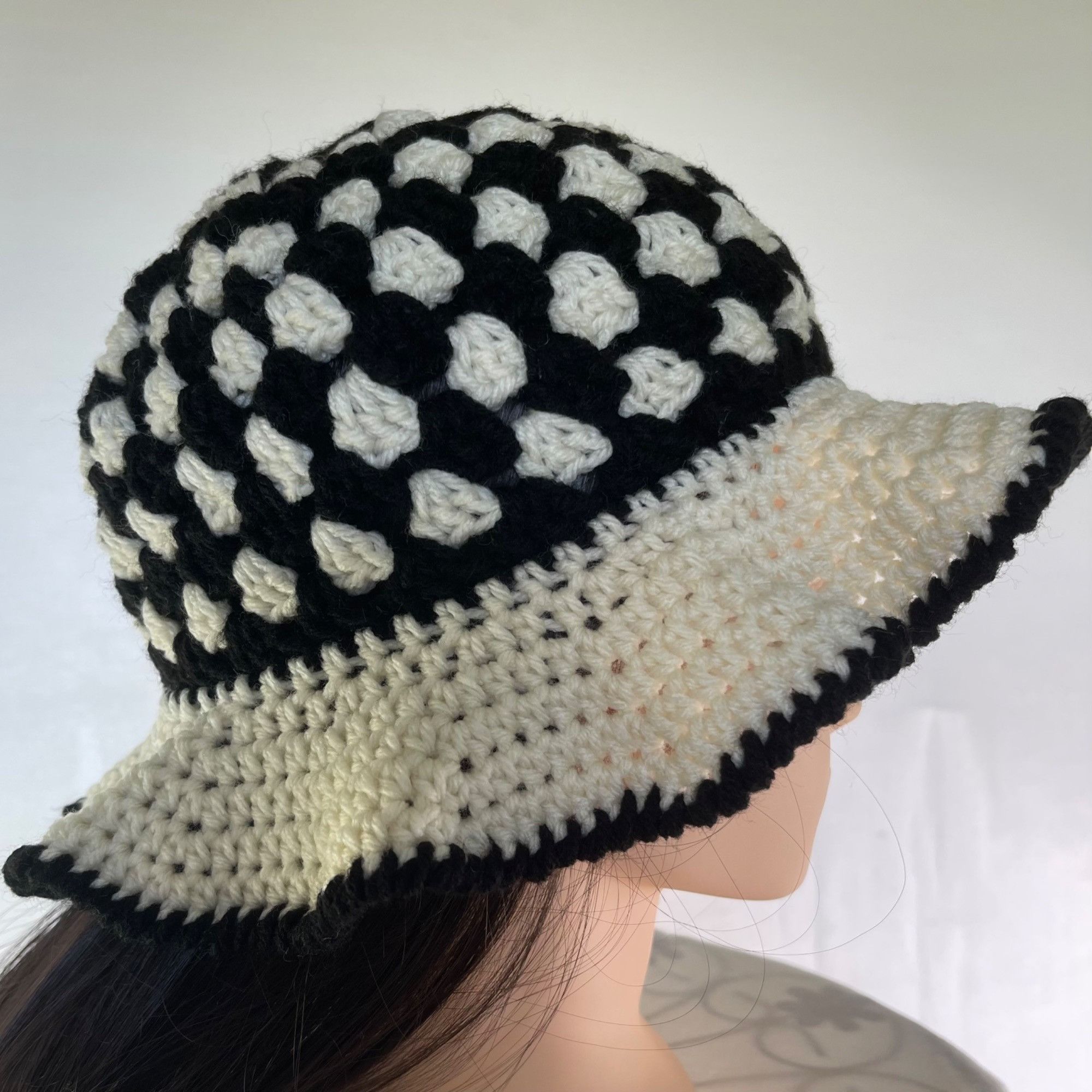 Handmade Crochet Bucket Hat Granny Square Pattern Black and White Adu Size ONE SIZE - 3 Thumbnail