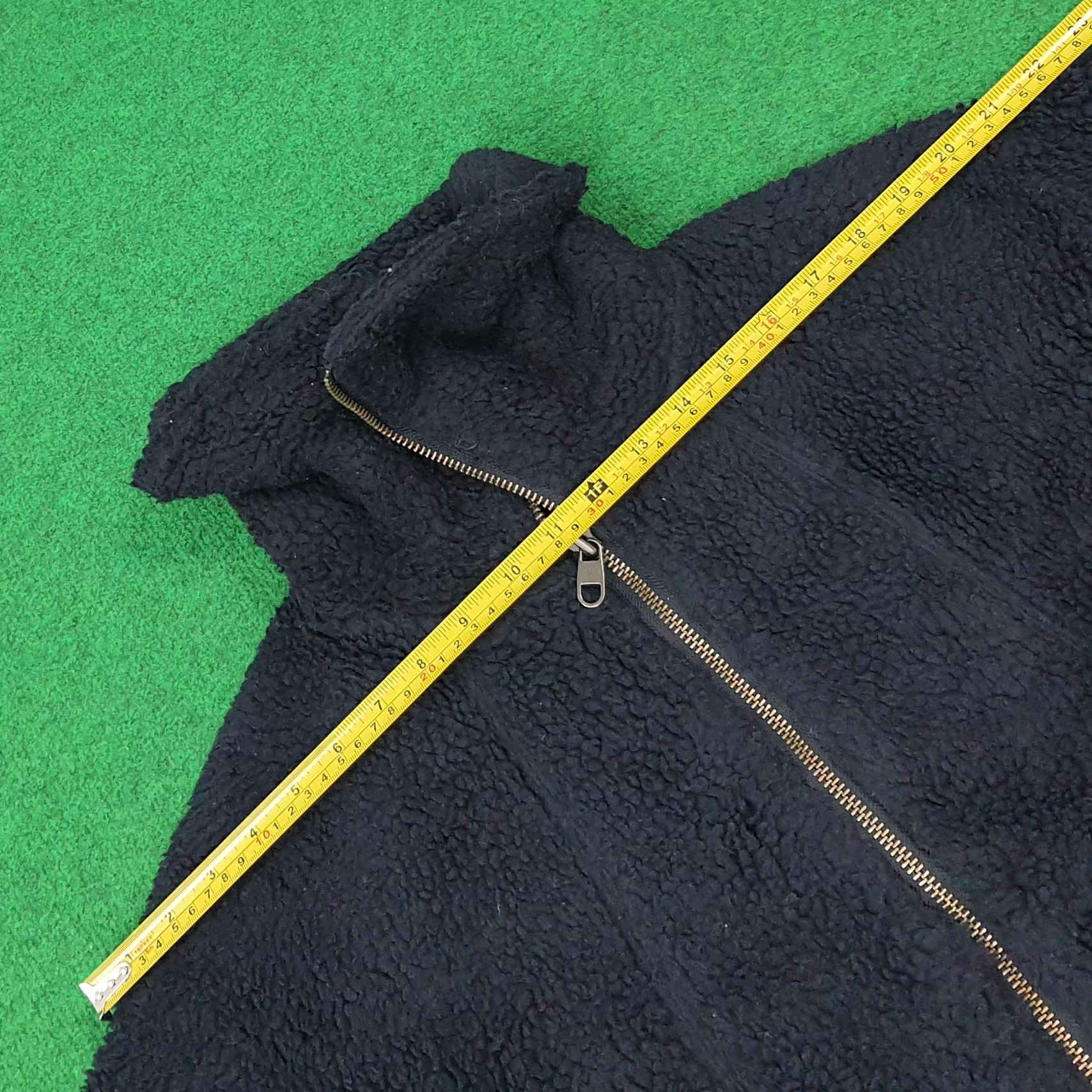 Undercover × Uniqlo Vintage Uniqlo U Fleece Boxy Undercover Custom Logo C274N16 Size US M / EU 48-50 / 2 - 7 Thumbnail