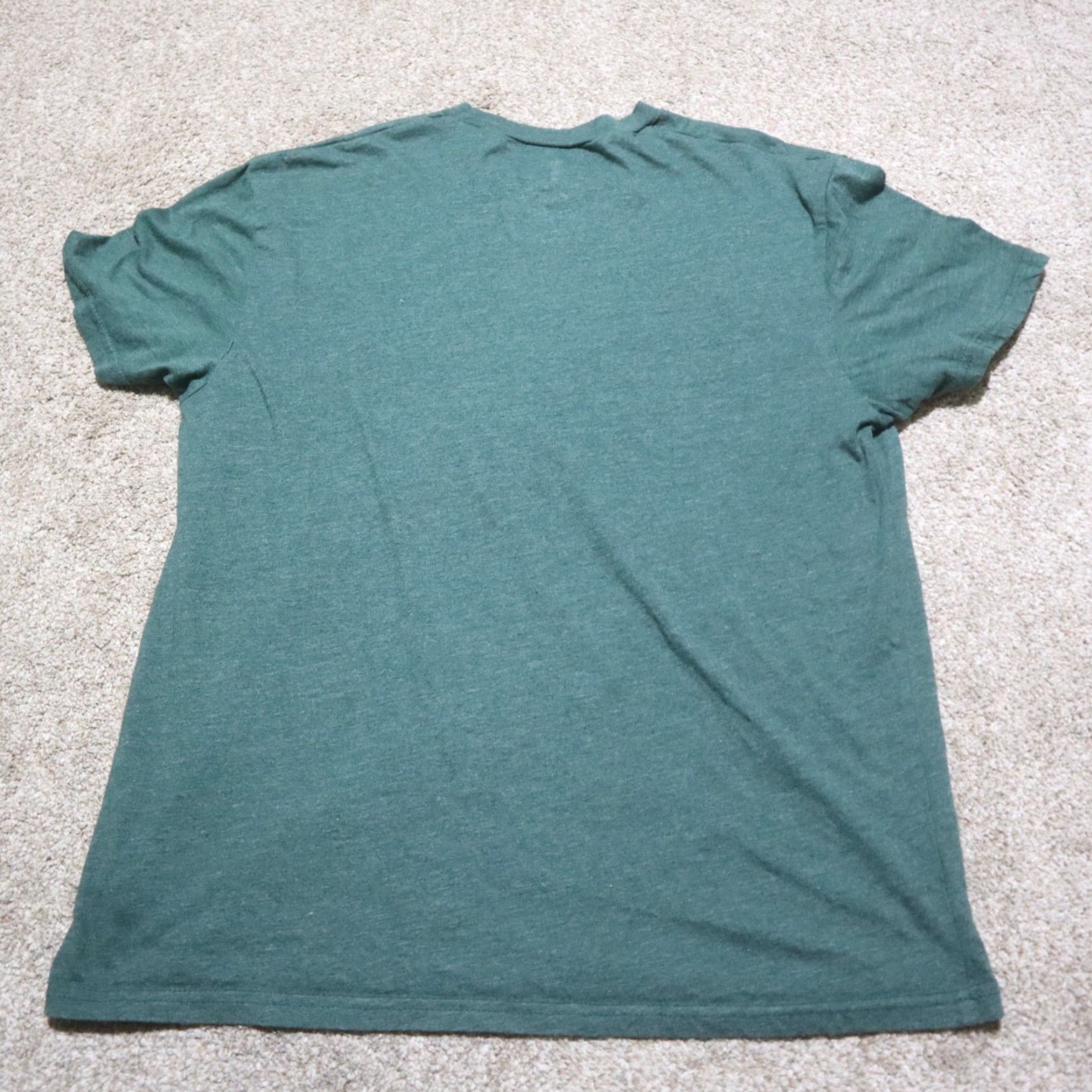 Vintage VINTAGE Elf Christmas T-Shirt Men Large Green Holiday Seasonal Mens Size US L / EU 52-54 / 3 - 7 Thumbnail