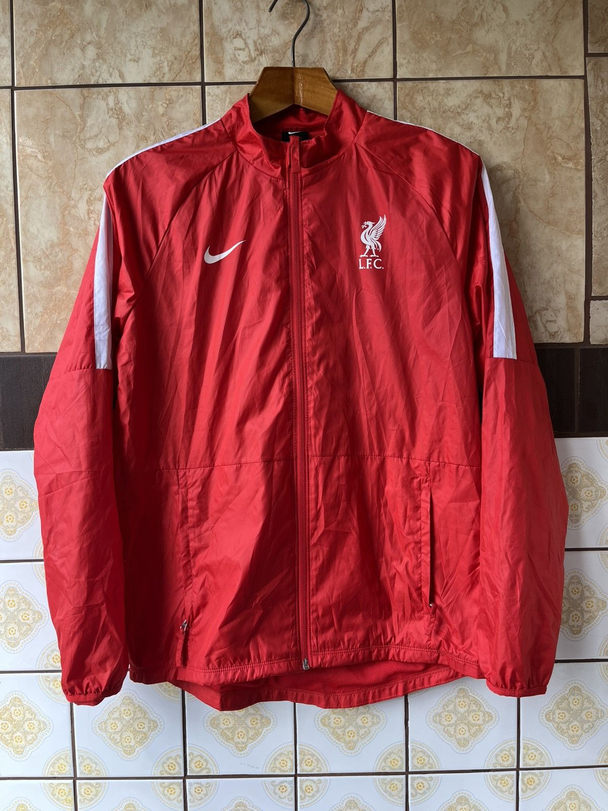 Nike Nike FC Liverpool Bib back swoosh training jacket Size US M / EU 48-50 / 2 - 1 Thumbnail