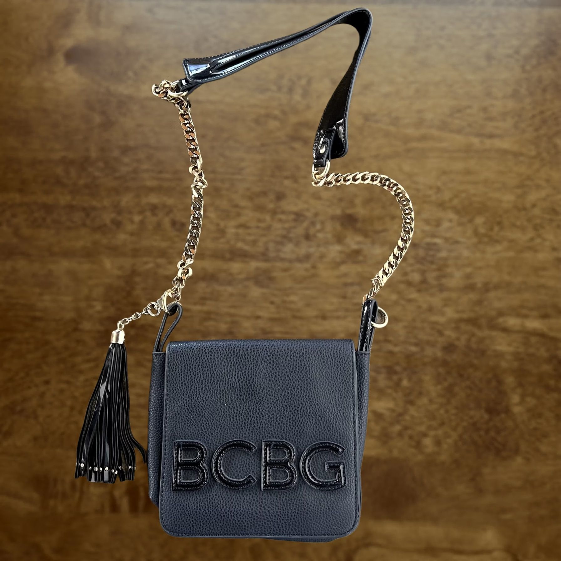 Vintage BCBG Paris Crossbody Bag Womens Small Black Faux Leather Tassel Chain Strap Size ONE SIZE - 1 Thumbnail