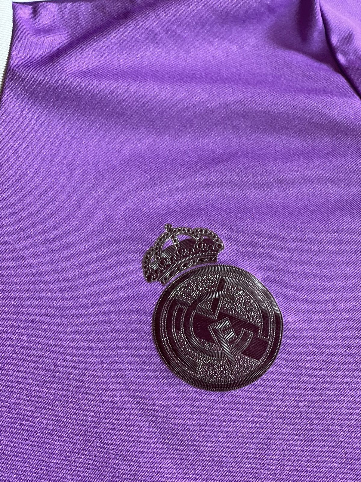Adidas 2016 Adidas Real Madrid soccer jersey purple Size US L / EU 52-54 / 3 - 6 Thumbnail