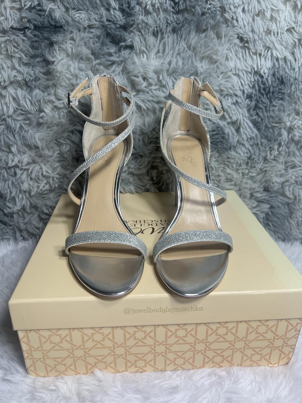 Other Jewel Badgley Mischka Silver Glitter Strappy High Heel Sande Size US 7.5 / IT 37.5 - 1 Thumbnail