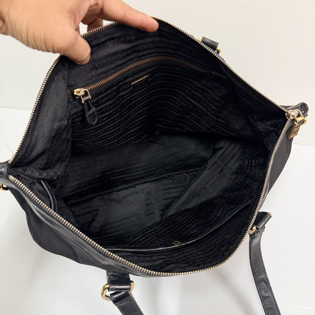 Prada Prada Nylon Large Tote Bag Size ONE SIZE - 10 Thumbnail