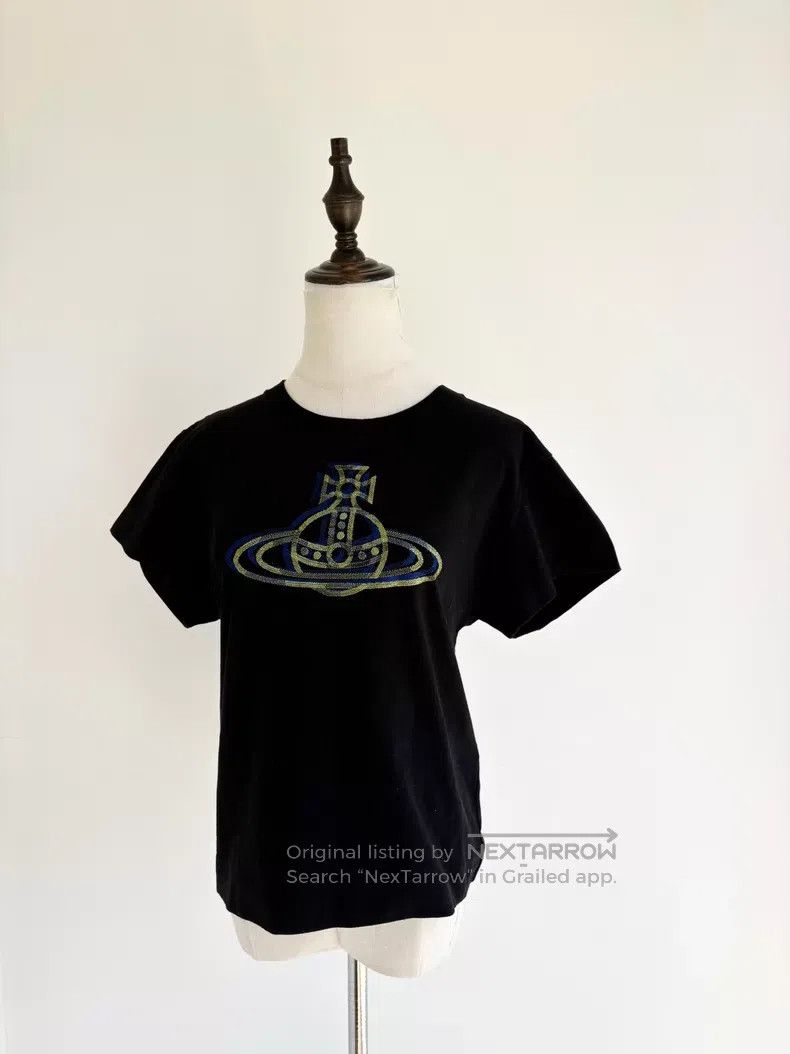 Vivienne Westwood Vivienne Westwood Black Large Saturn Short Sleeve Size XS / US 0-2 / IT 36-38 - 1 Thumbnail
