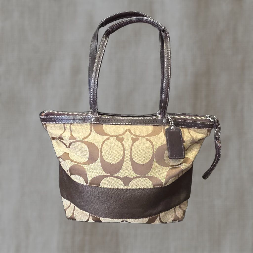 Y2K Coach Signature Stripe Tote Shoulder Bag Leather Double Strap E1060-F13548 in White, Women's