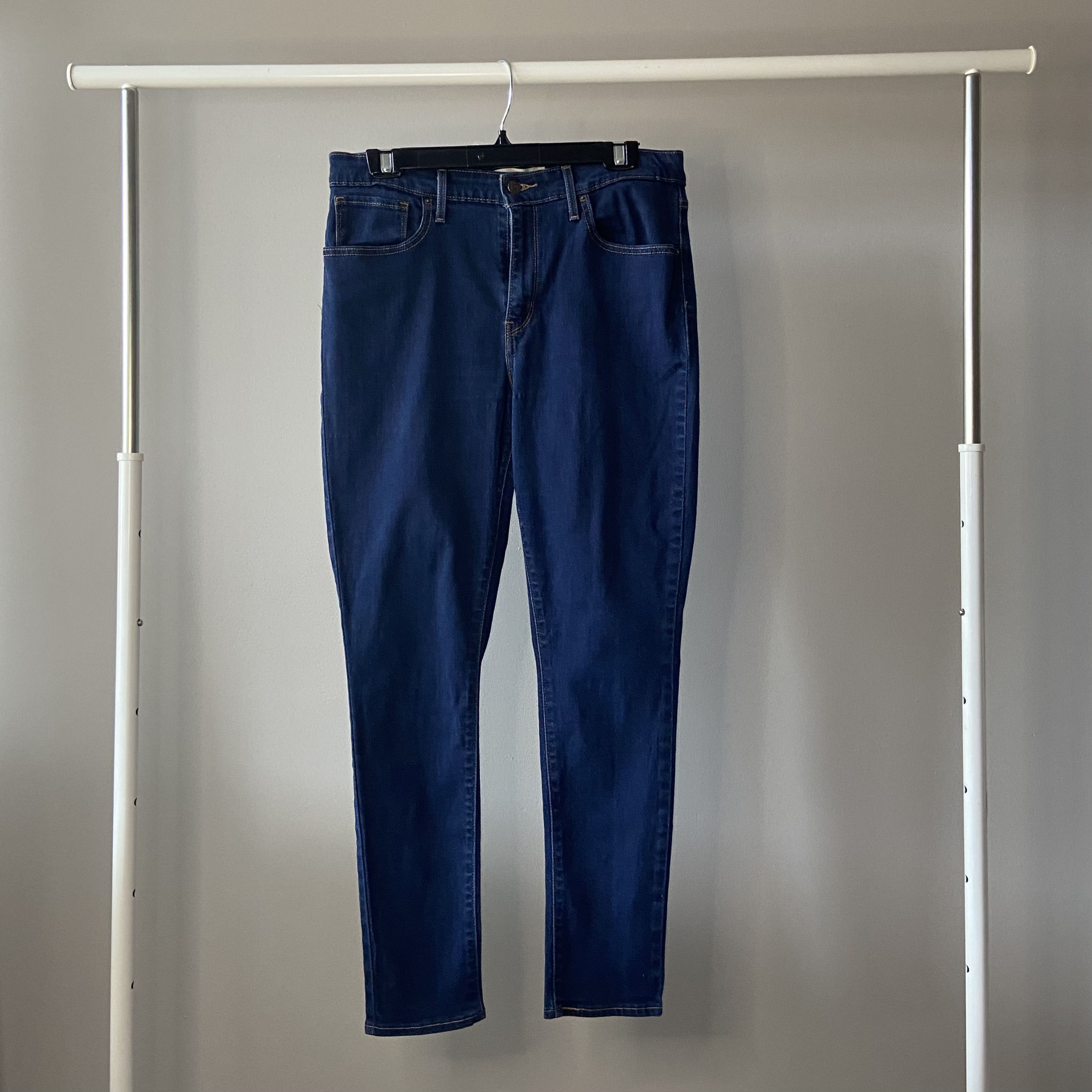 Levi's LEVIS HIGH RISE SKINNY Size 33" - 2 Thumbnail