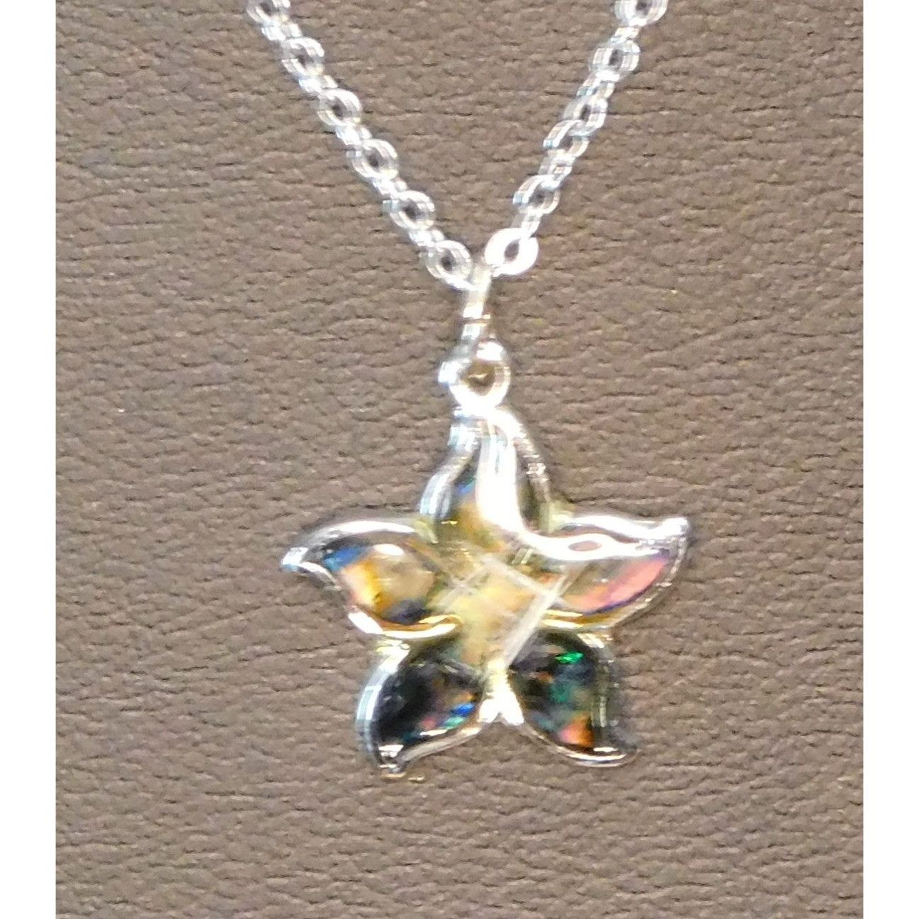 Other Dainty Abalone Shell Flower Pendant Necklace Size ONE SIZE - 4 Thumbnail