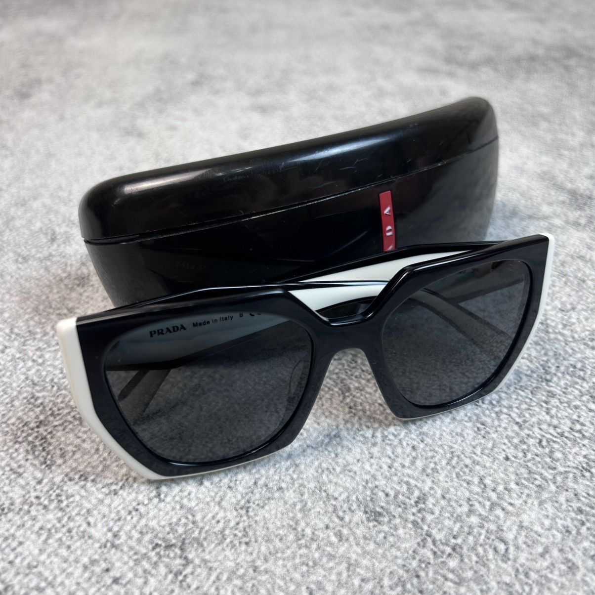 Prada Luxury PRADA Sunglasses with case off white Size ONE SIZE - 7 Thumbnail