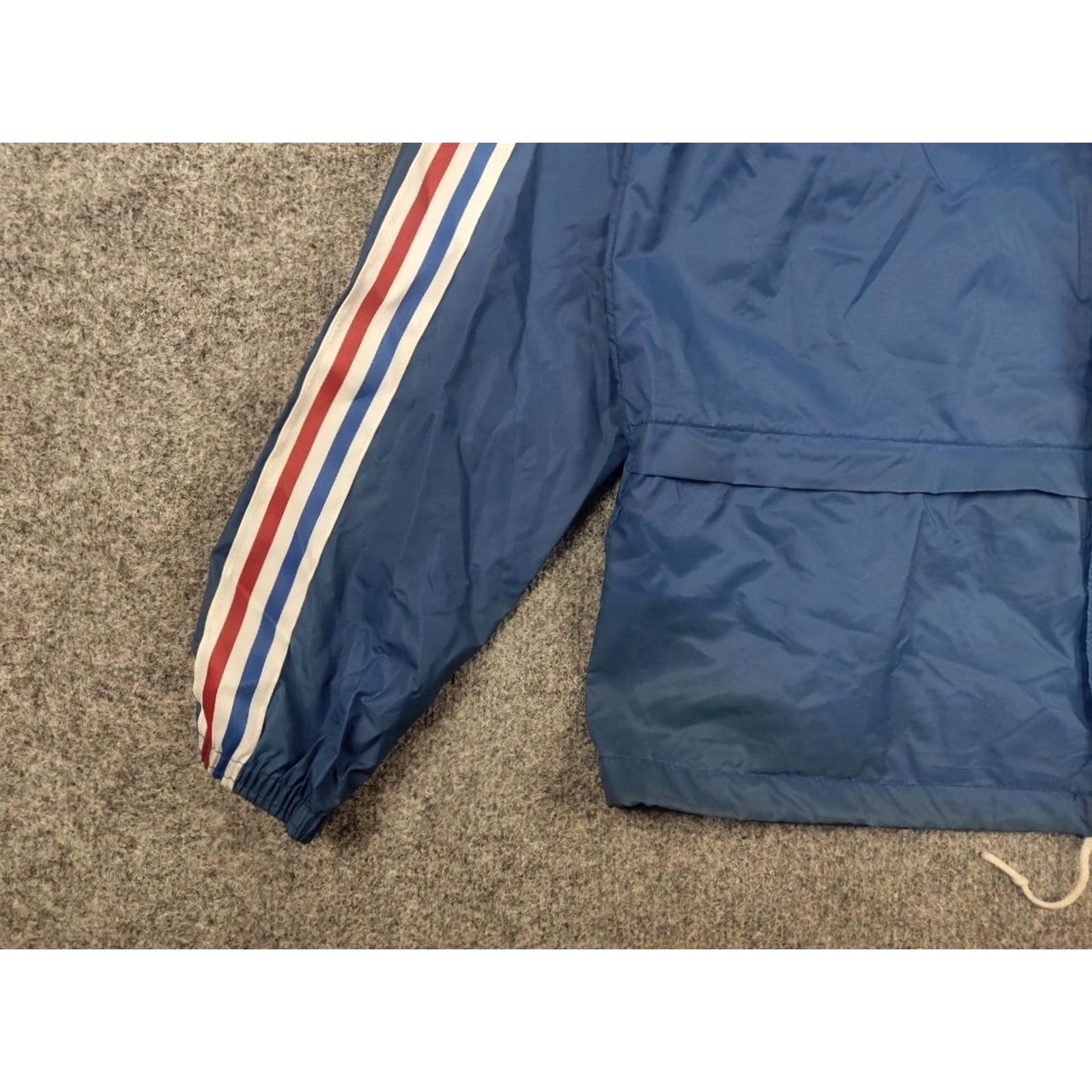 Adidas VINTAGE Adidas Originals windbreaker Blue France Zip Hooded jacket Size US S / EU 44-46 / 1 - 5 Thumbnail