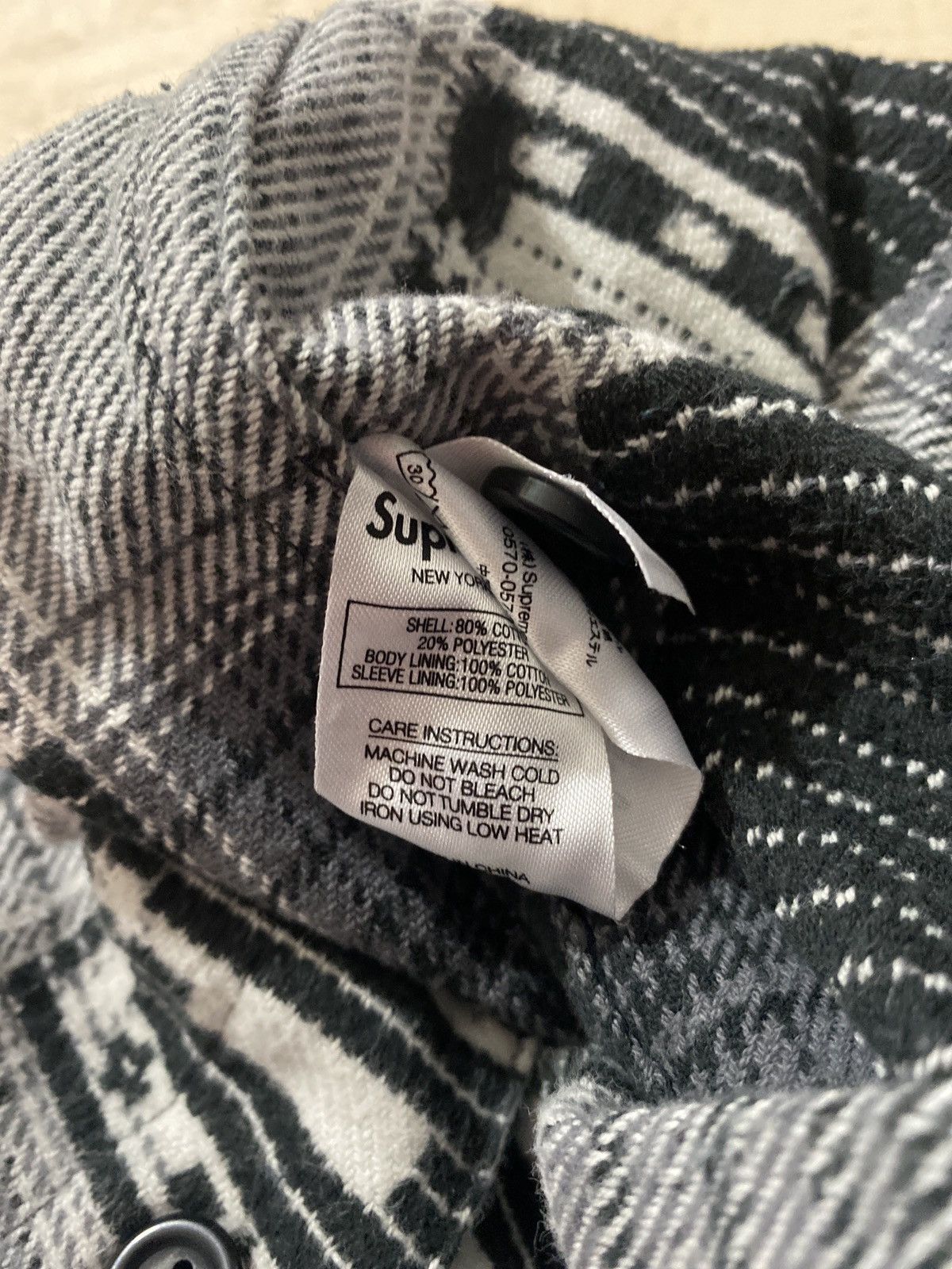 Supreme Supreme Hooded Shadow Plaid Shirt Size US S / EU 44-46 / 1 - 7 Thumbnail