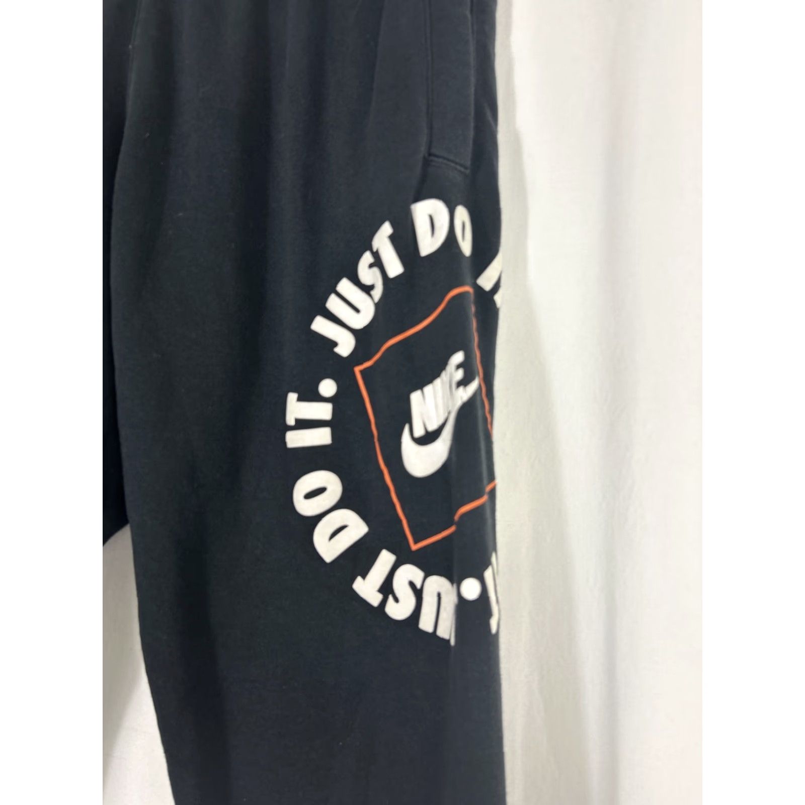 Nike Nike Mens Joggers Shirt? Wait. Size US 29 - 4 Thumbnail