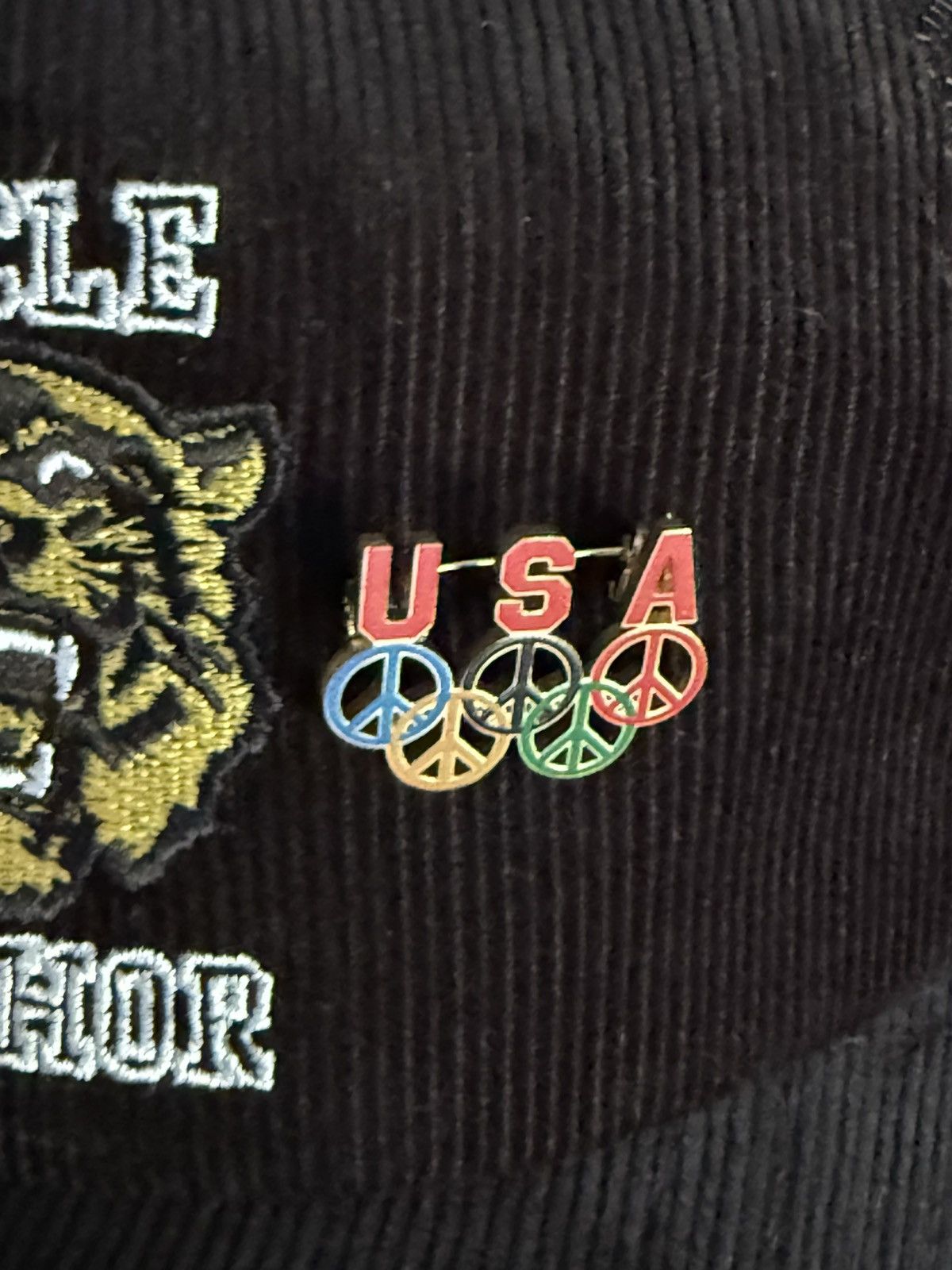 Other Circle Author Pin Trucker Size ONE SIZE - 6 Thumbnail