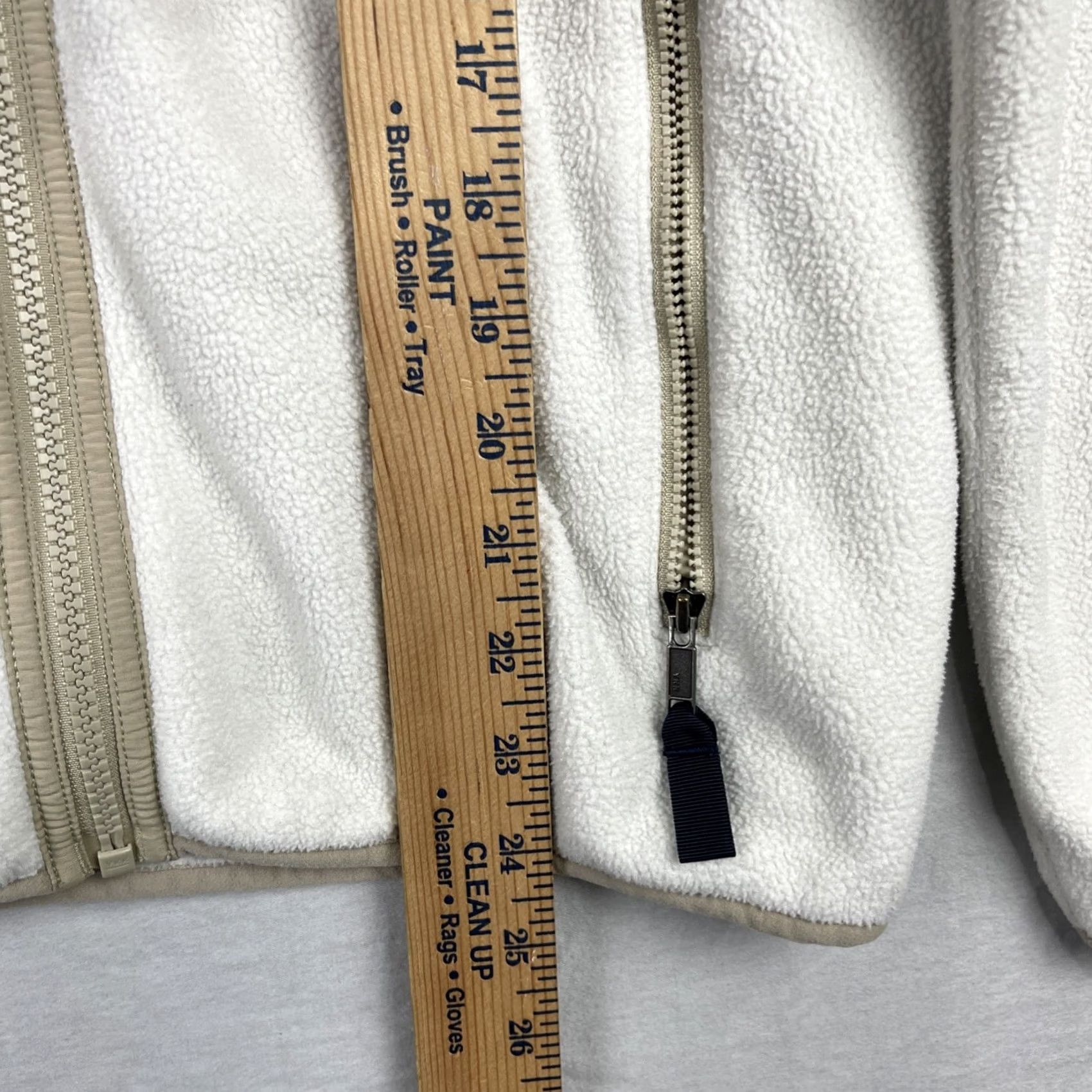 Patagonia Patagonia Jacket Womens Small Beige Synchilla Snap-T Hooded Zip Up Fleece 25270 Size S / US 4 / IT 40 - 6 Thumbnail