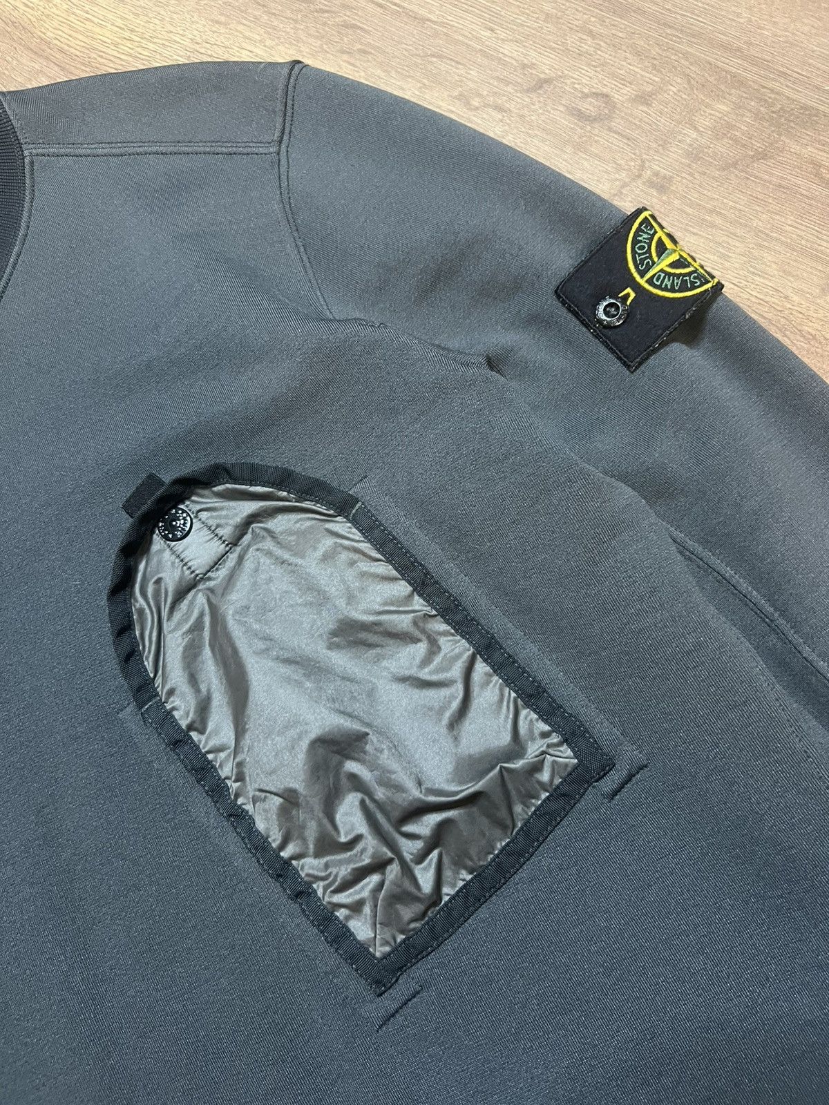 Stone Island *AW2019* Stone Island Lamy Pocket Sweatshirt Size US L / EU 52-54 / 3 - 2 Thumbnail
