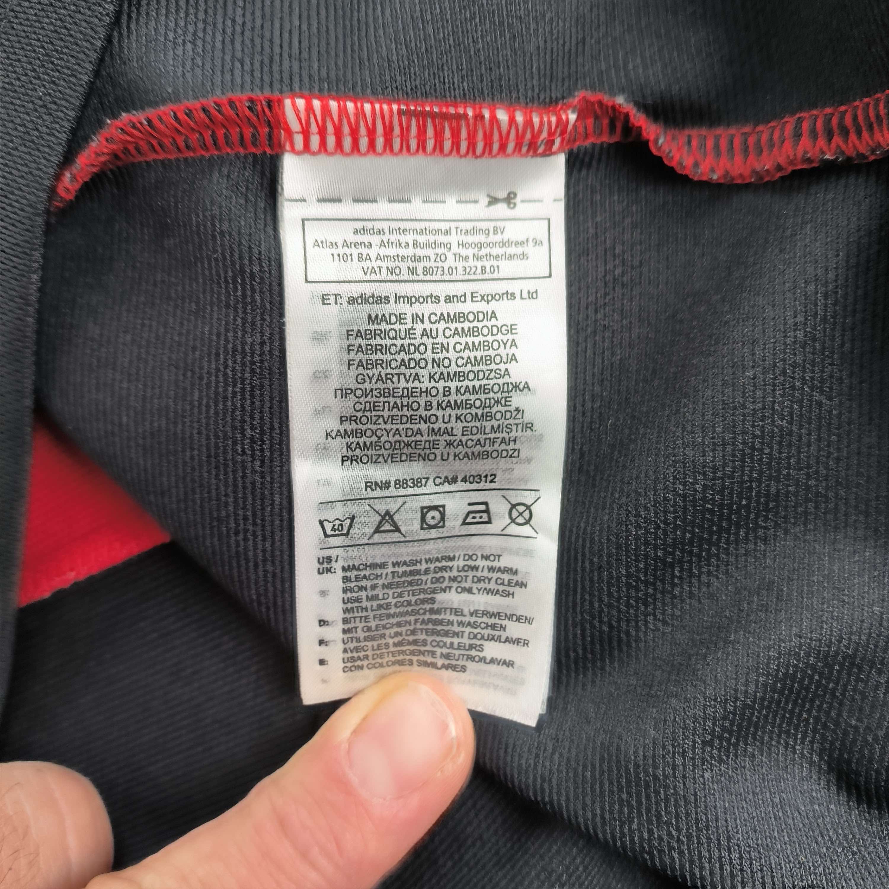 Adidas Wales 2018-19 Adidas football traveller t-shirt size M Size US M / EU 48-50 / 2 - 6 Thumbnail