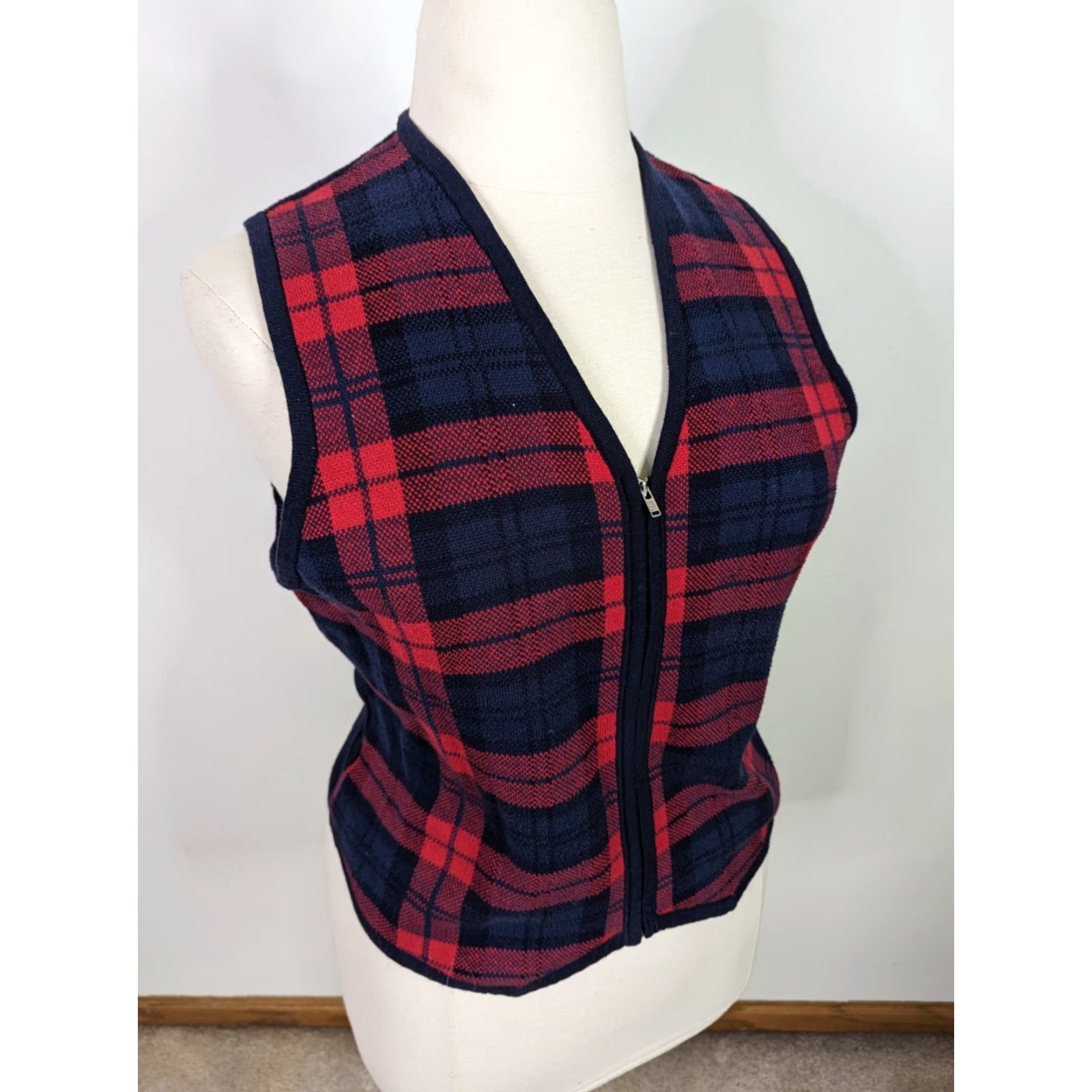 Vintage VINTAGE 90s Check Plaid Cardigan Sweater Vest Women Large V1J Size L / US 10 / IT 46 - 2 Thumbnail