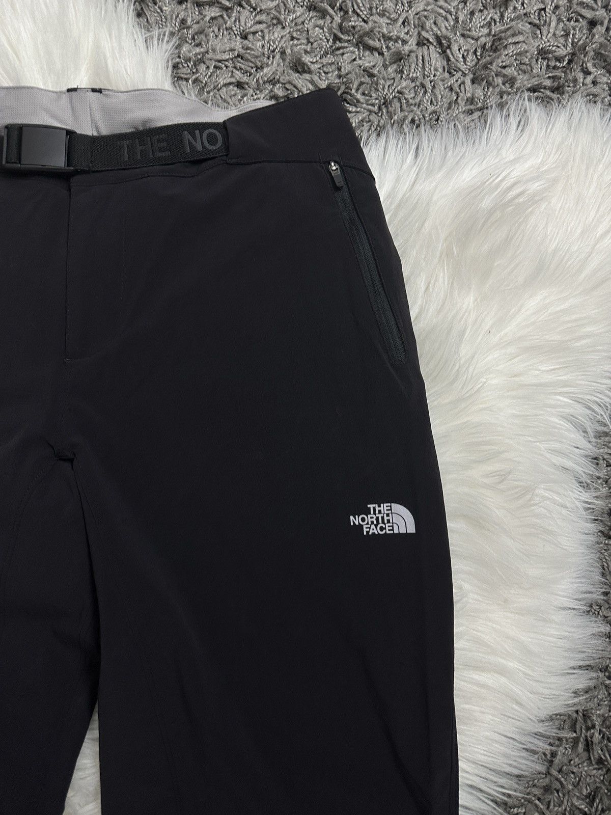 The North Face The north face women’s pants Size 29" - 3 Thumbnail