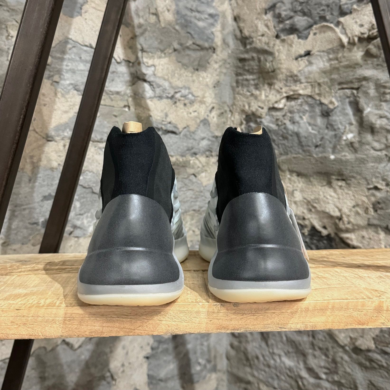 Adidas × Kanye West Adidas Yeezy BSKTBL Quantum Grey Sneakers Size US 9.5 / EU 42-43 - 5 Thumbnail