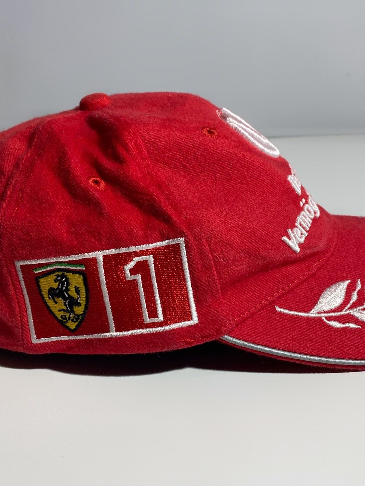 Ferrari 2000 F1 World Champion Michael Schumacher Ferrari cap Size ONE SIZE - 5 Thumbnail