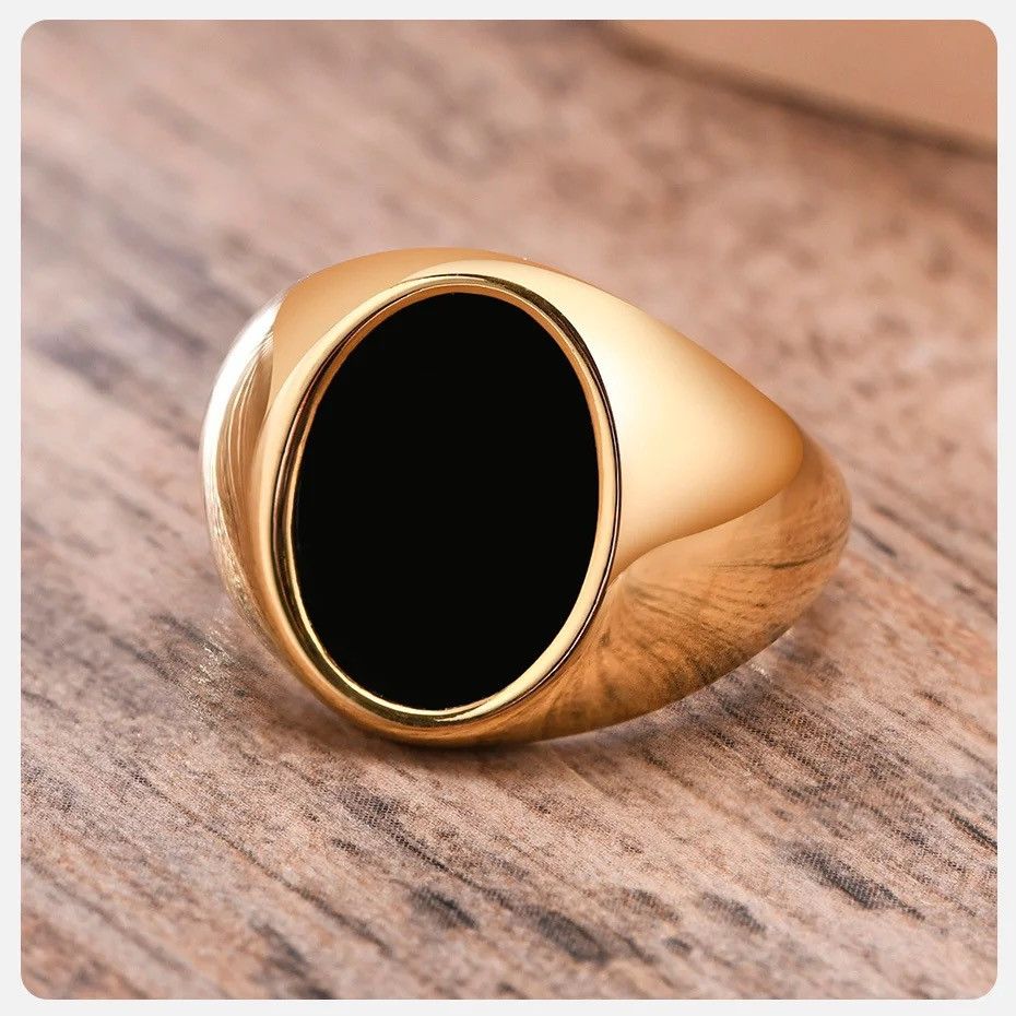 Other Retro Signet Ring Size ONE SIZE - 1 Thumbnail