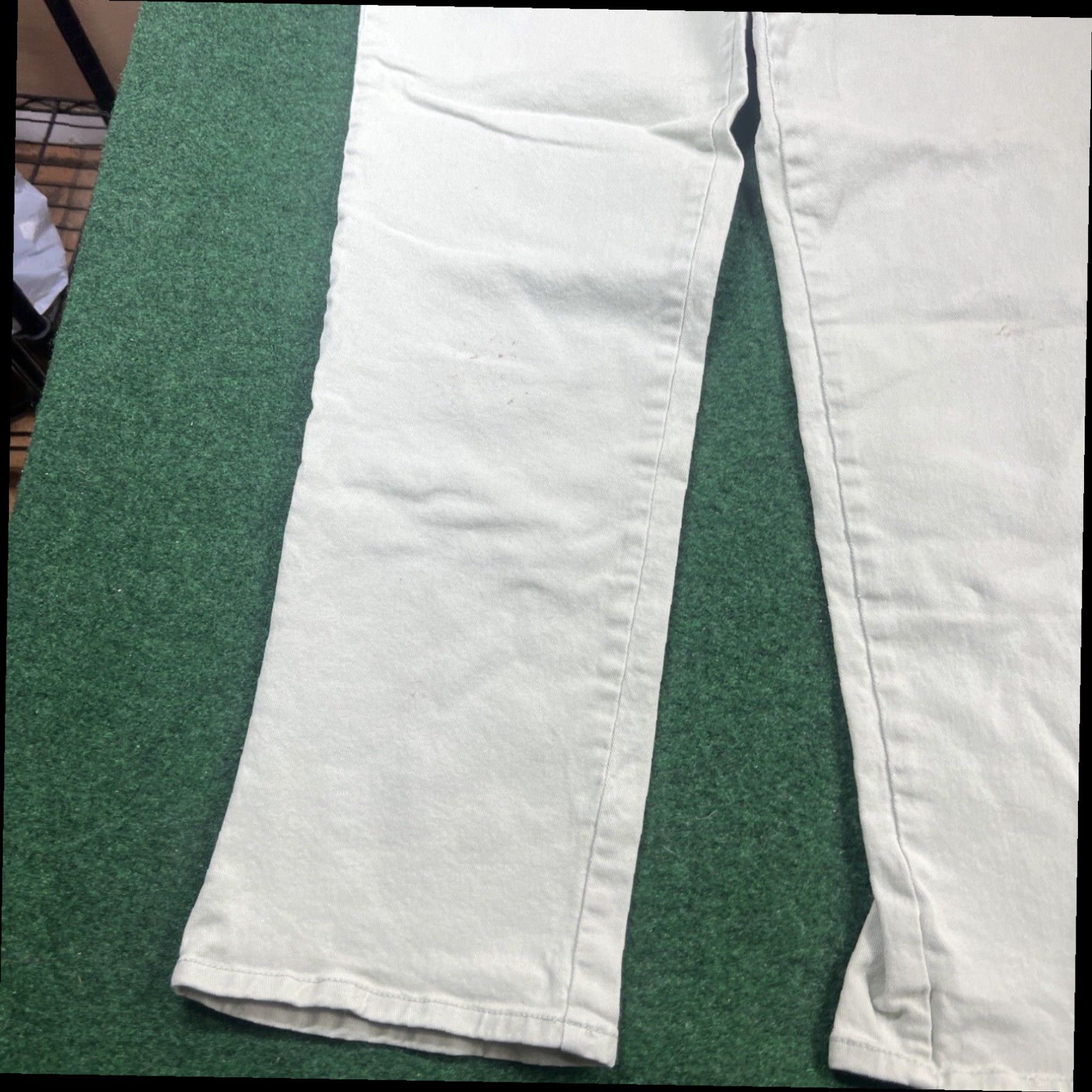 Gloria Vanderbilt GLORIA VANDERBILT Amanda Jeans Women's size 16 Straight Khaki Green Size 38" / US 16 / IT 52 - 2 Thumbnail