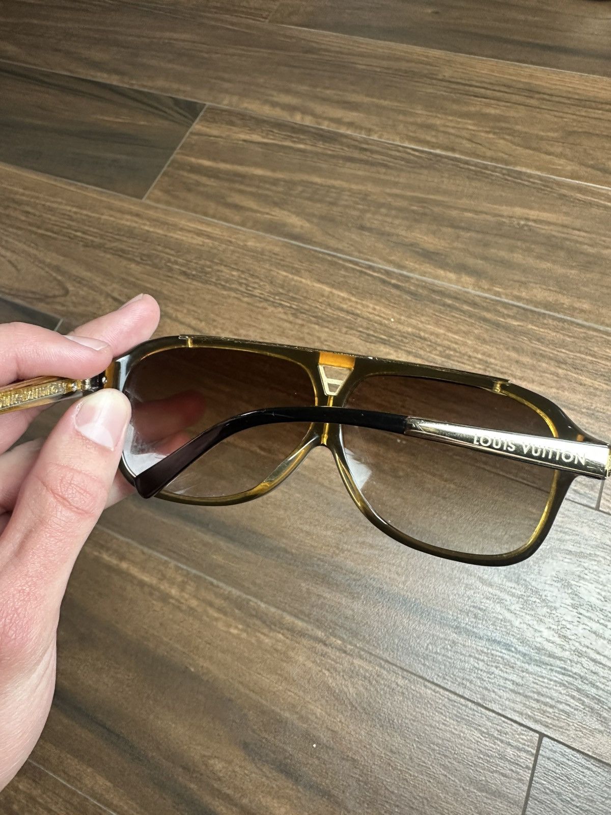 Louis Vuitton Louis Vuitton Mascot Sunglasses Size ONE SIZE - 9 Thumbnail