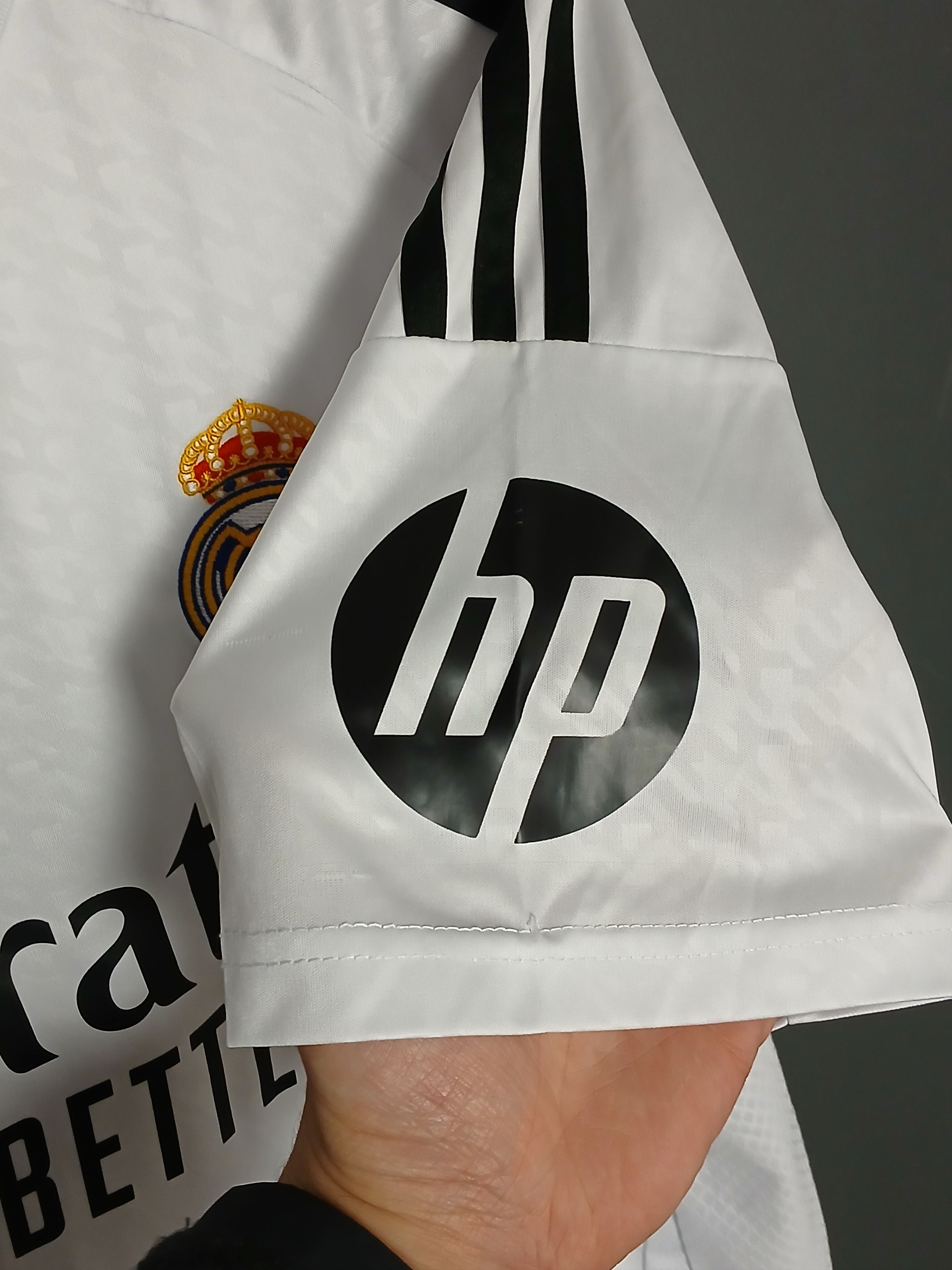 Other Real Madrid 24/25 Home Mbappe Football Jersey T-Shirt Size US XXL / EU 58 / 5 - 5 Thumbnail