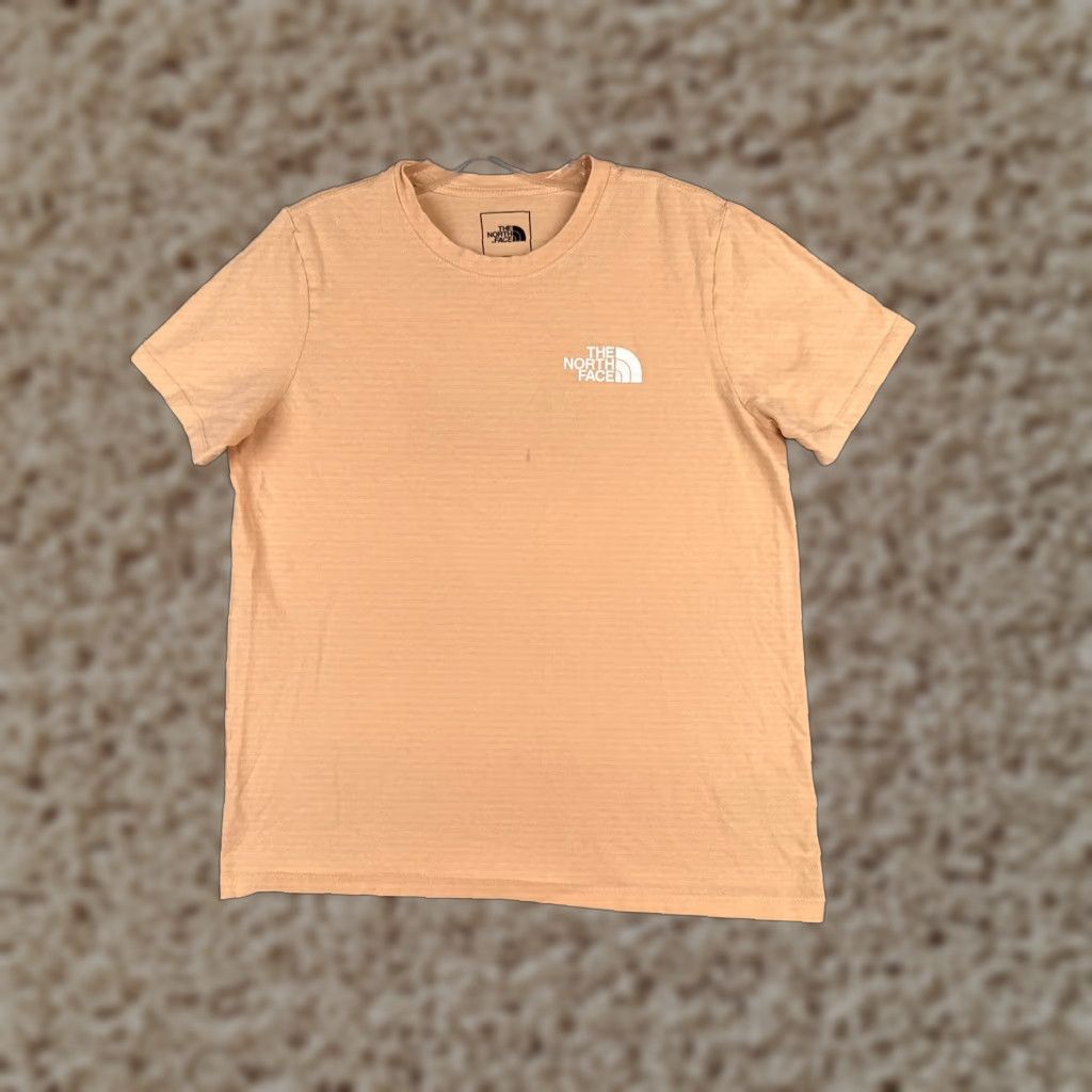 The North Face The North Face Shirt Women Medium Orange Short Sleeve Crew Neck Cotton Outdoor Size M / US 6-8 / IT 42-44 - 1 Thumbnail