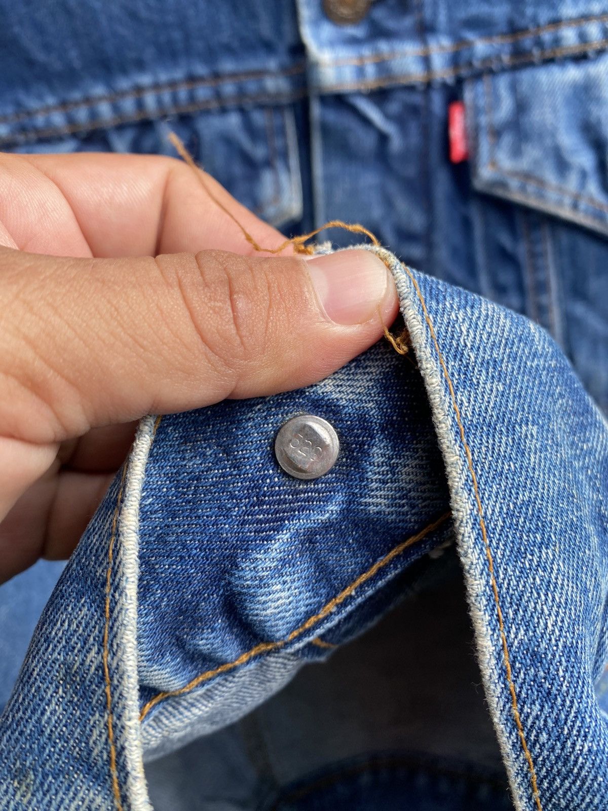 Levi's × Levi's Vintage Clothing × Vintage size 38 vintage levi's 80s trucker denime jacket made in USA Size US M / EU 48-50 / 2 - 3 Thumbnail
